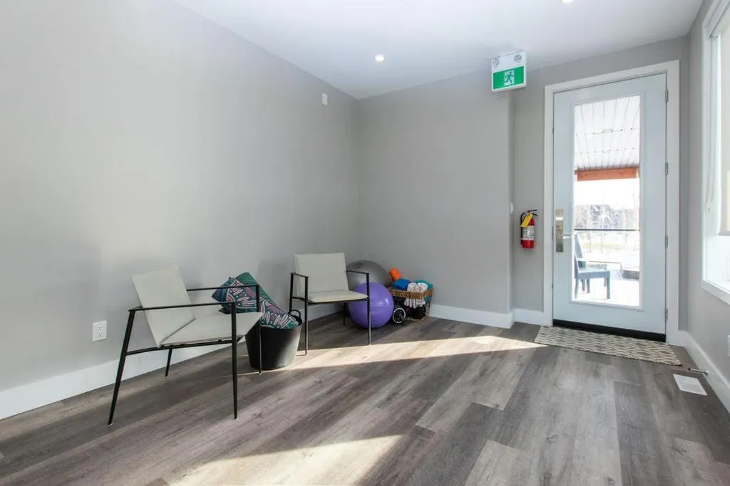 Living room in 107 Birchview Trail