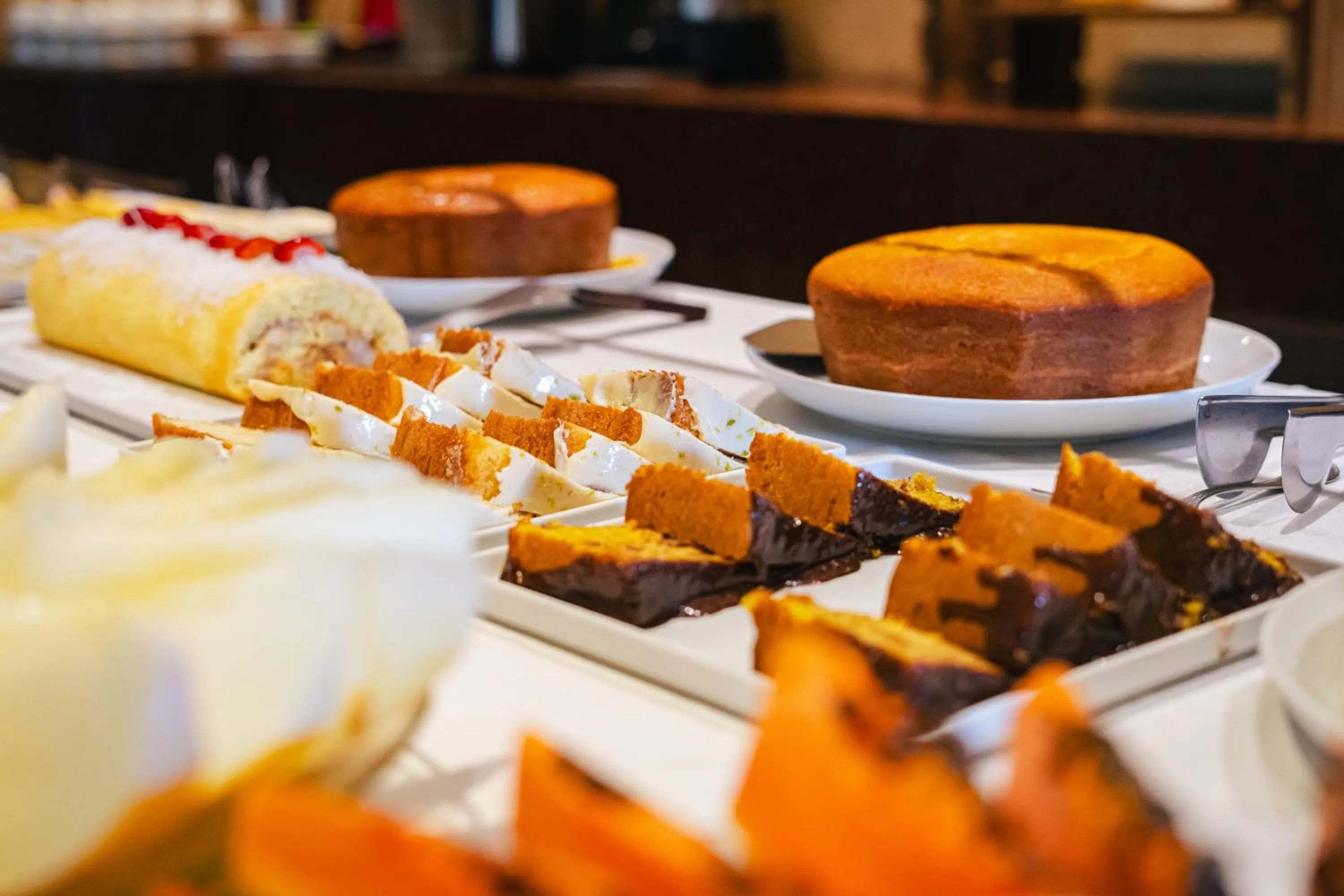 Breakfast in Villa Itaipava Resort & Conventions