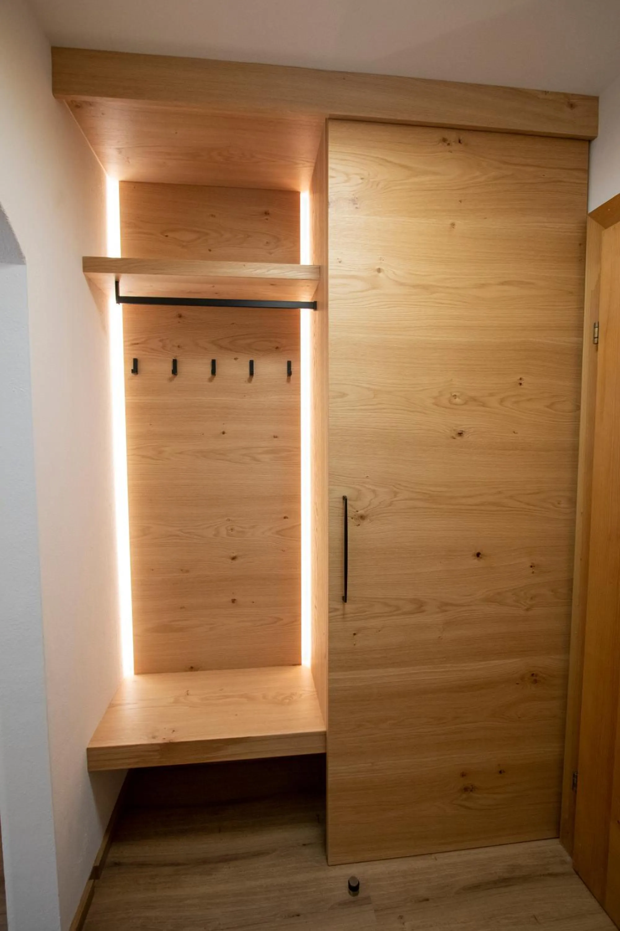 wardrobe in Sporthotel Dachstein West