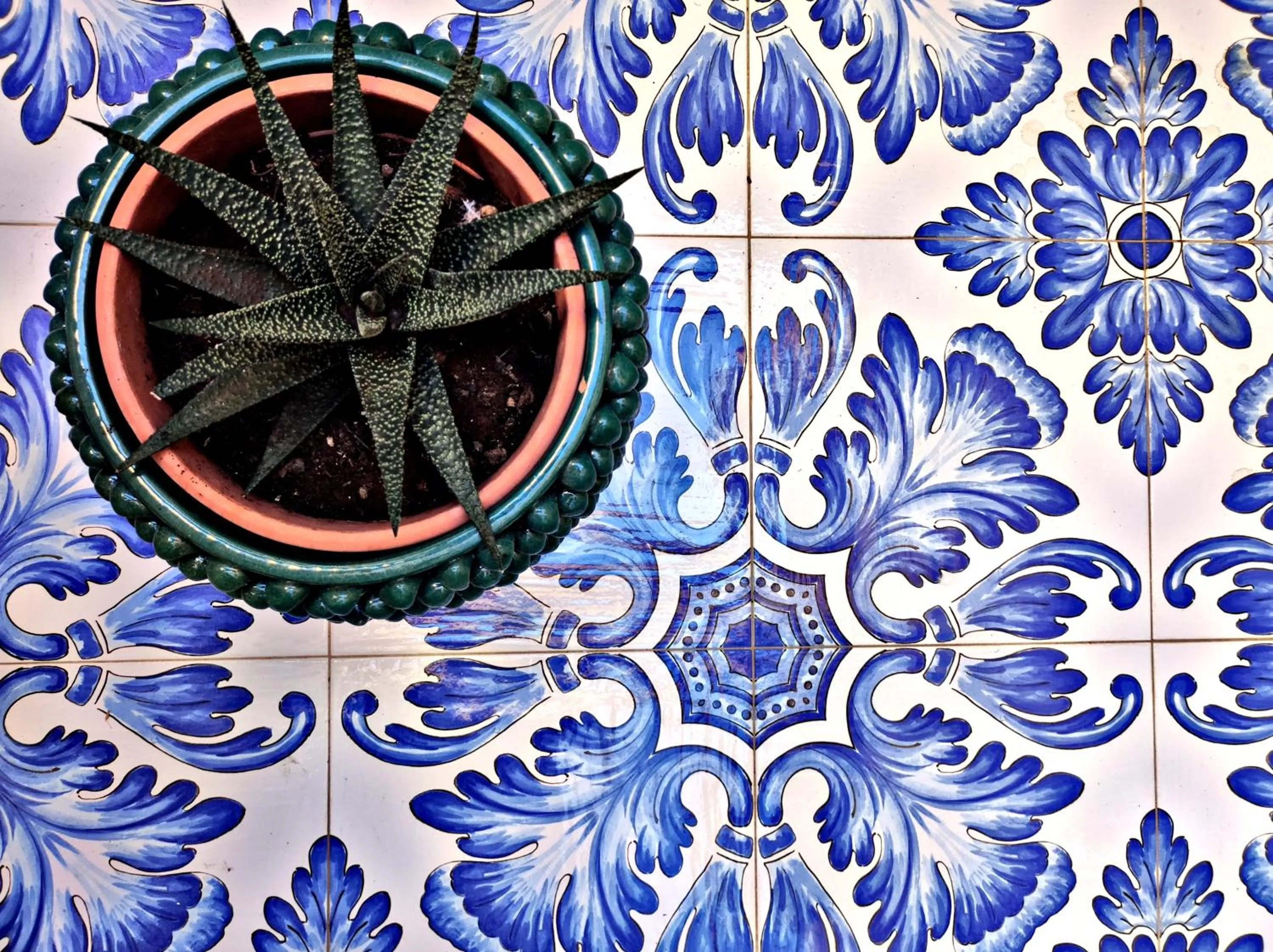 Decorative detail in Kèramos Luxury Rooms