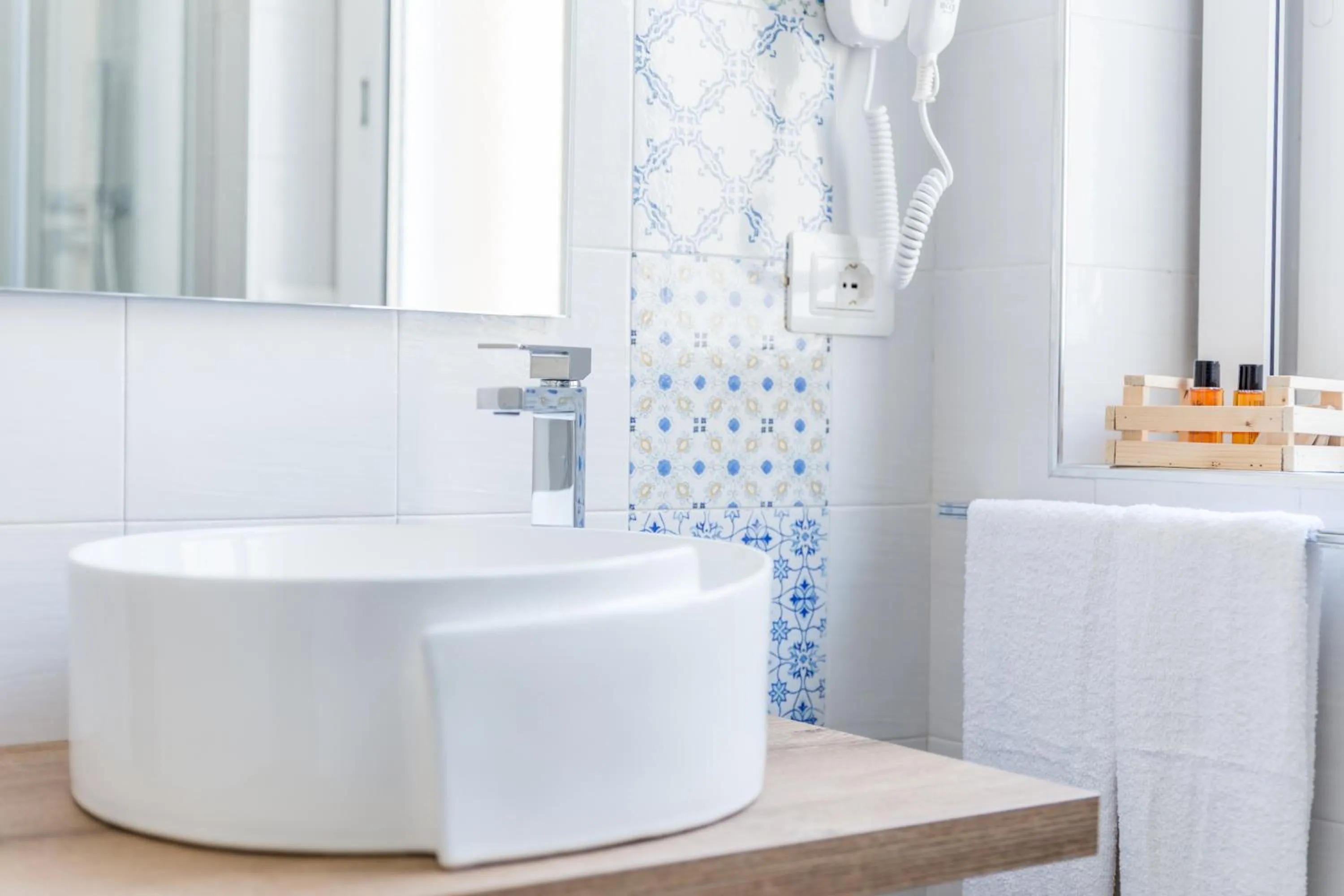 Bathroom in Kèramos Luxury Rooms