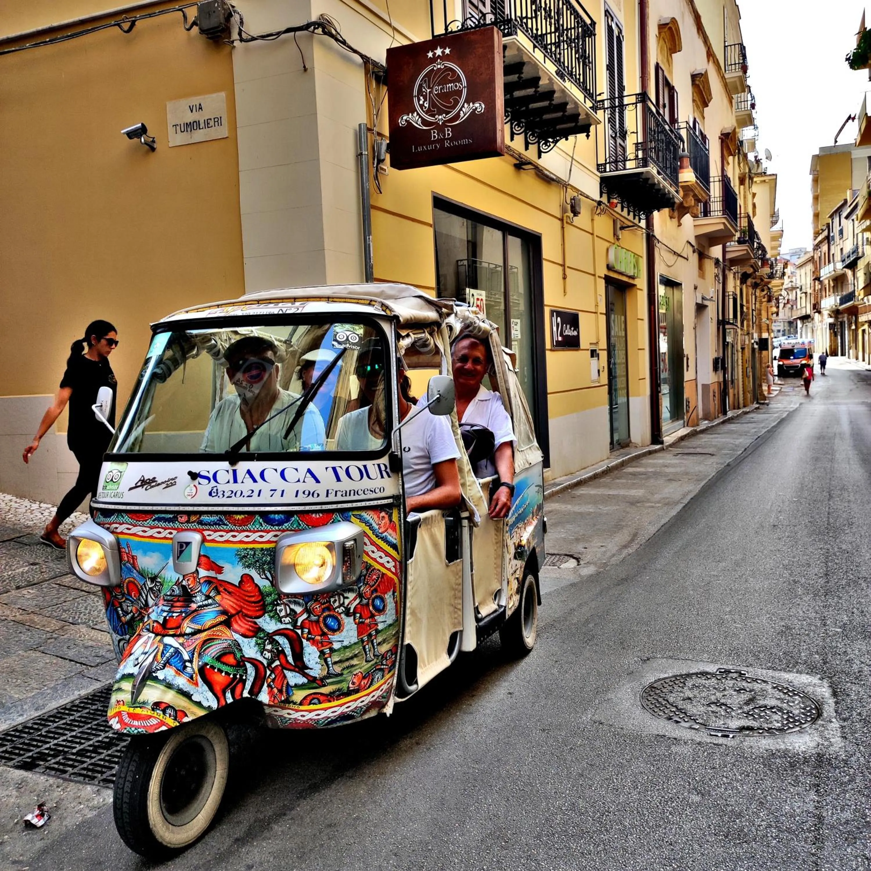 Property building in Kèramos Luxury Rooms