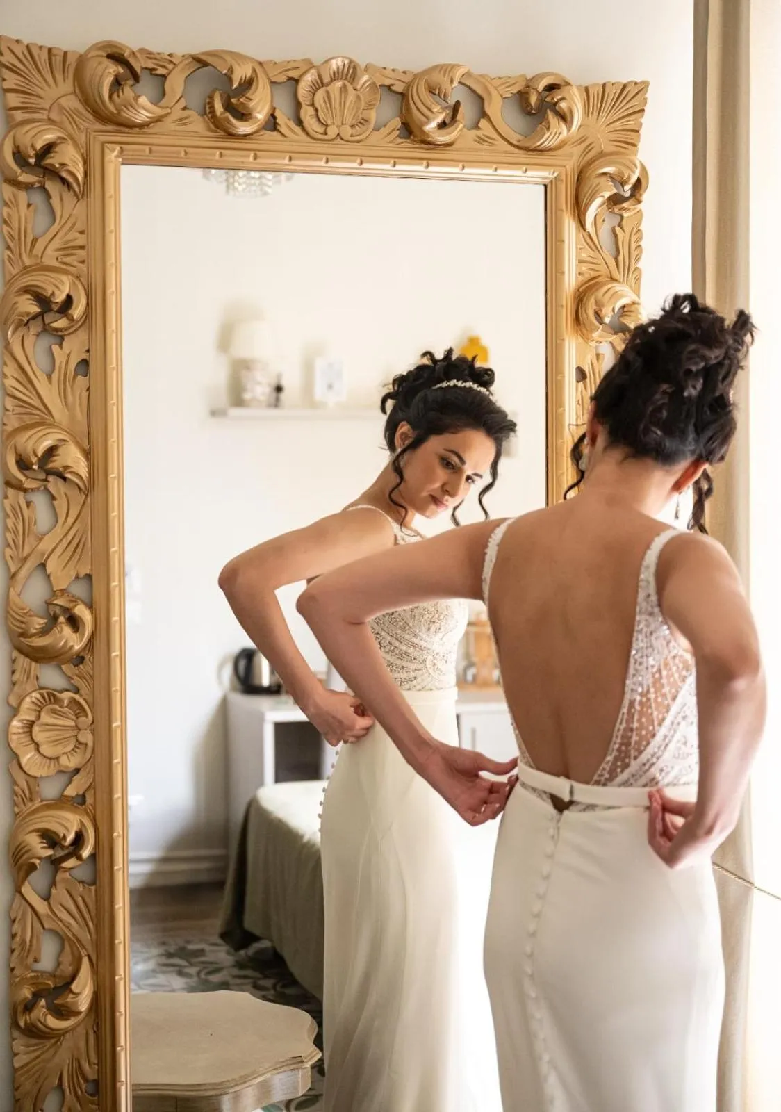 People in Kèramos Luxury Rooms