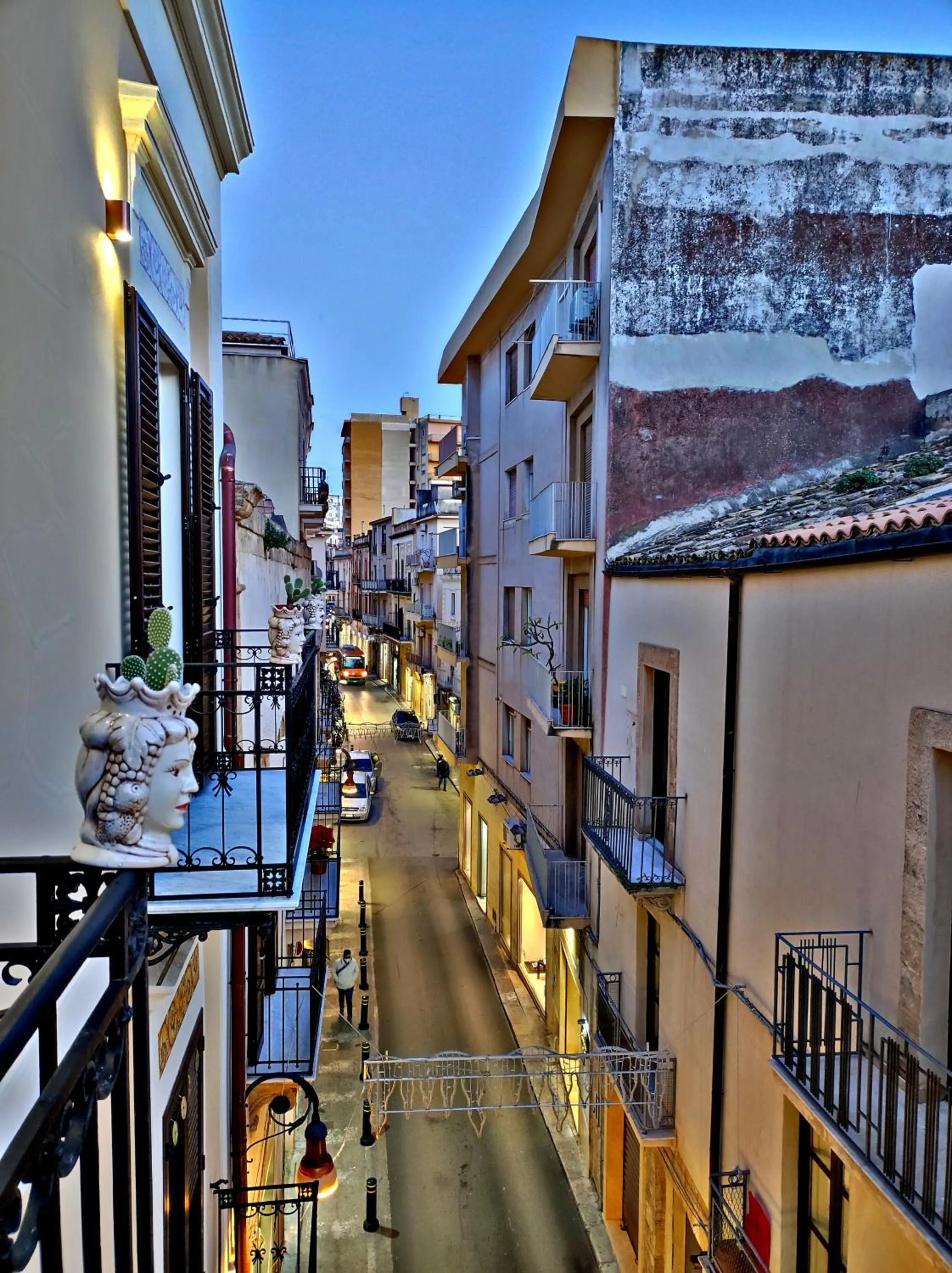 Neighbourhood in Kèramos Luxury Rooms