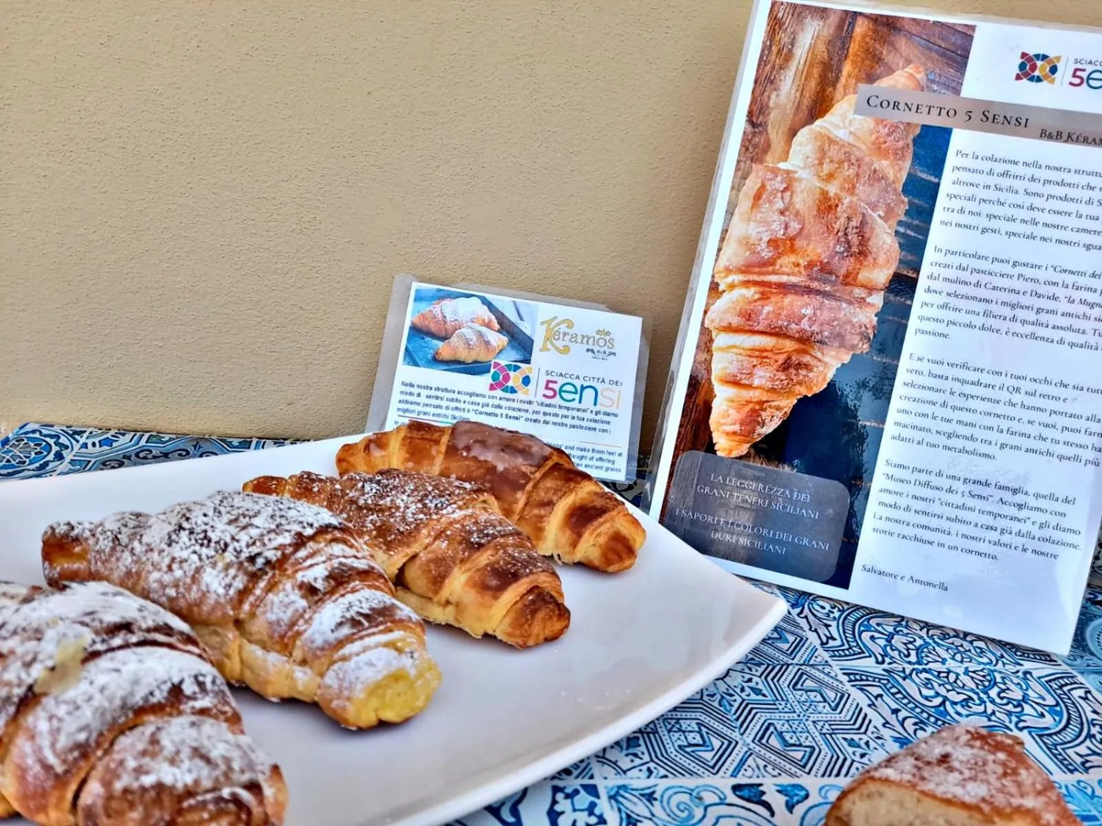 Food in Kèramos Luxury Rooms