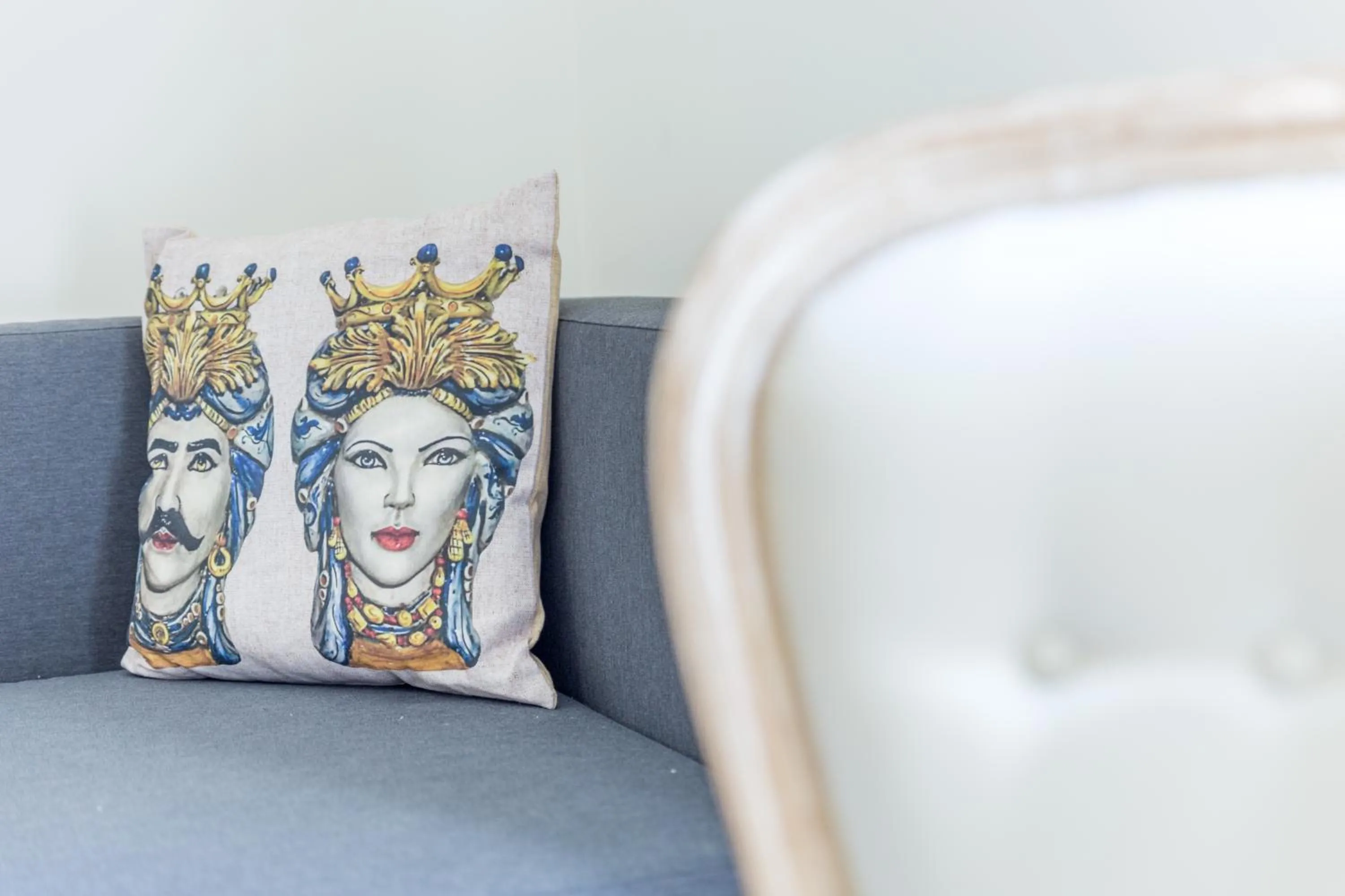 Decorative detail in Kèramos Luxury Rooms