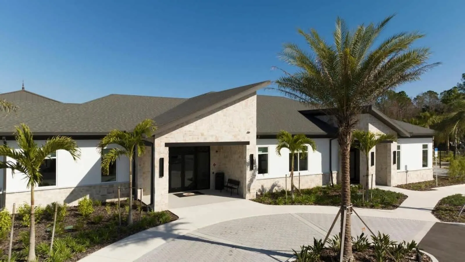 Stunning 5 Bd w/ Pool Close to Disney 2905