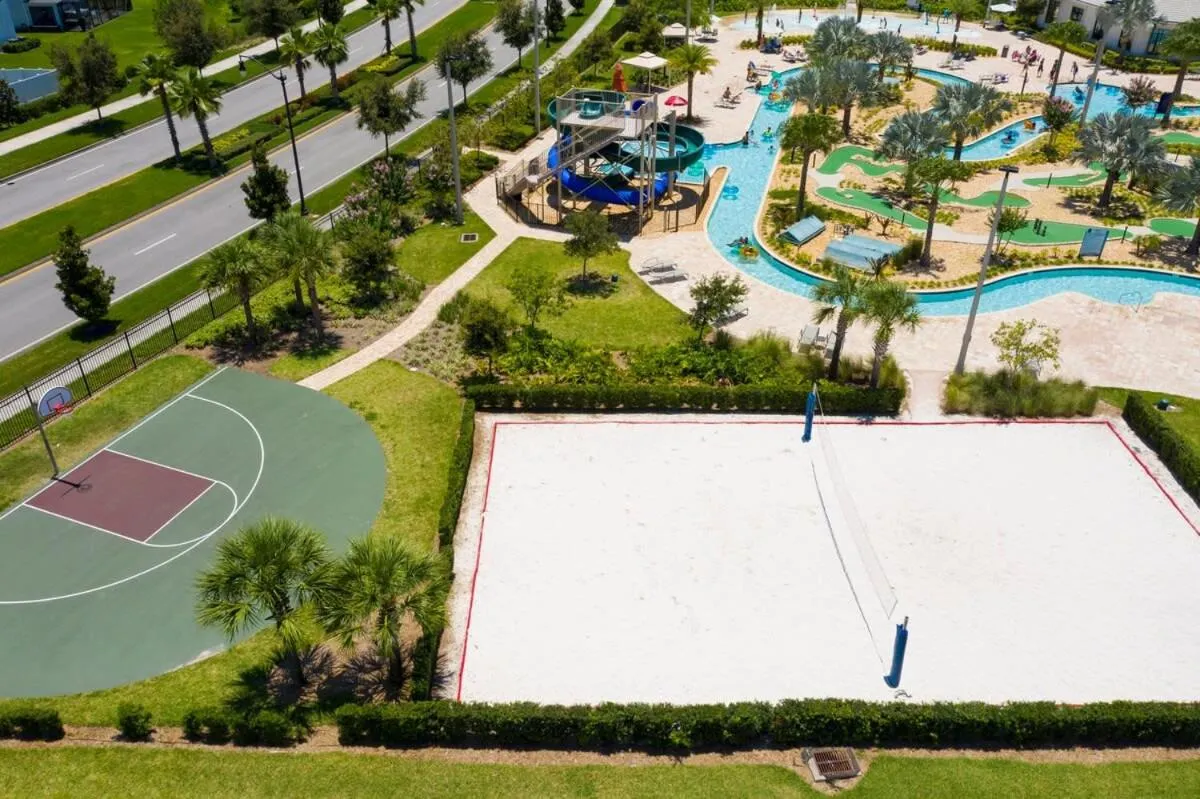 Stunning 5 Bd w/ Pool Close to Disney 2905