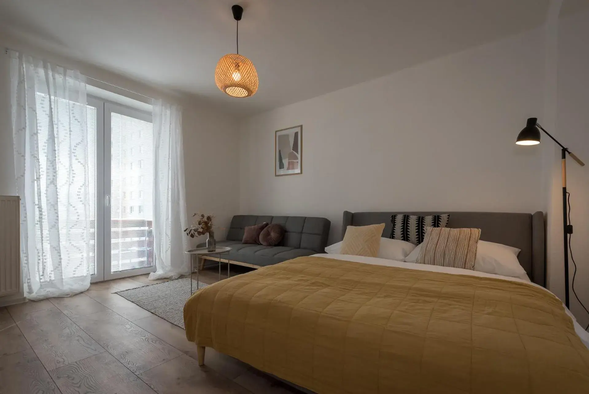 Double Room with Balcony in Symple apartments Double Room with Balcony in Symple apartments