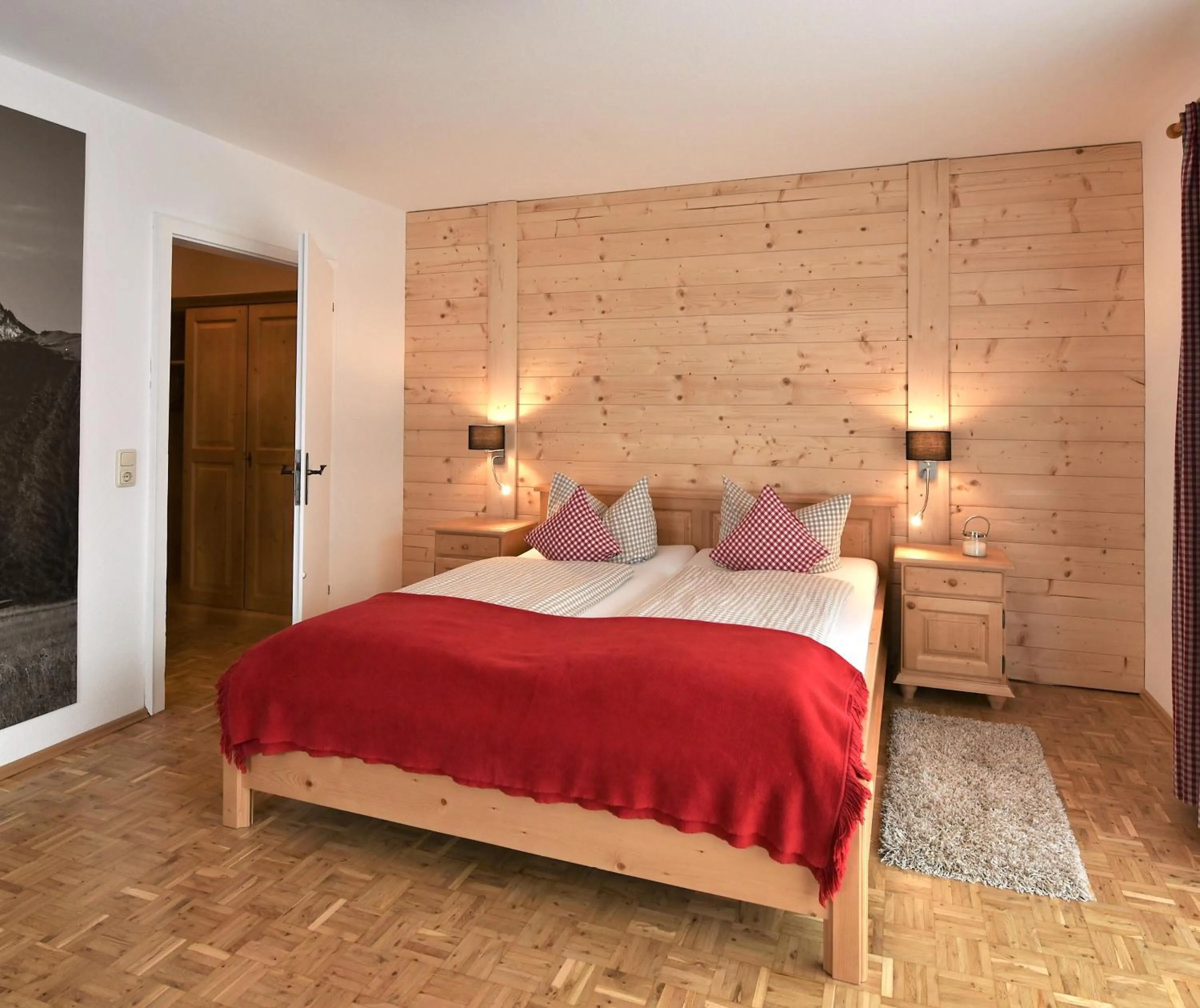 Photo of the whole room, Bed in Hotel AlpIn Bed & Breakfast