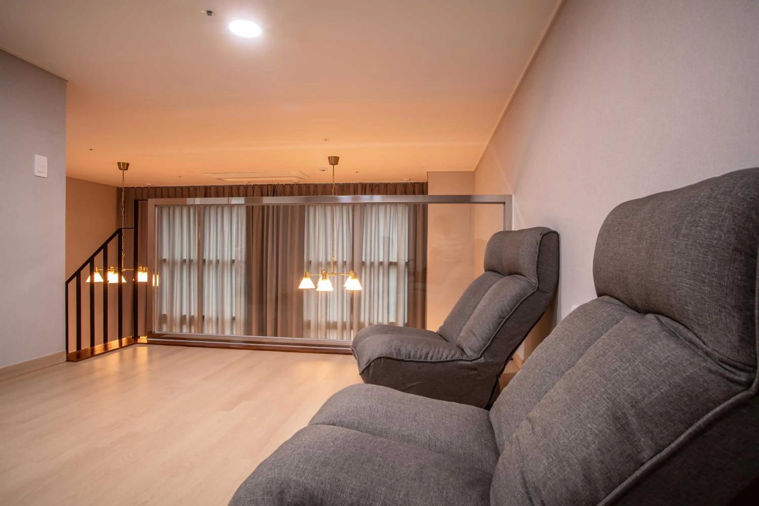 Seating area in Jeju Central Park Residence