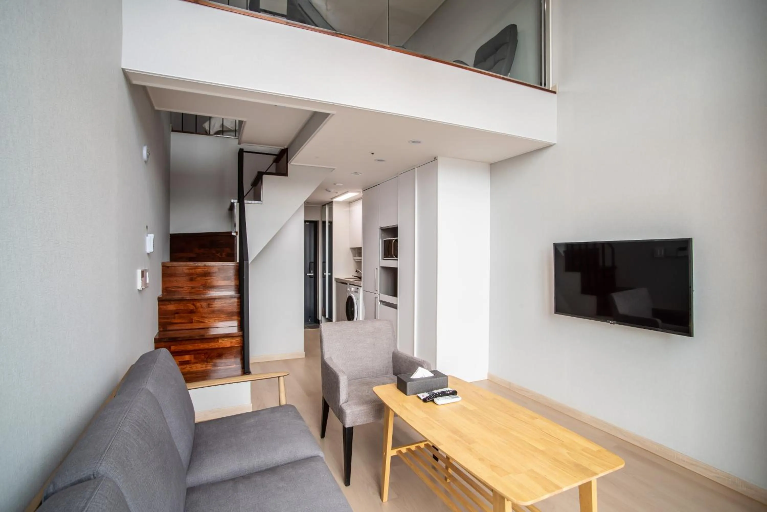 TV and multimedia in Jeju Central Park Residence