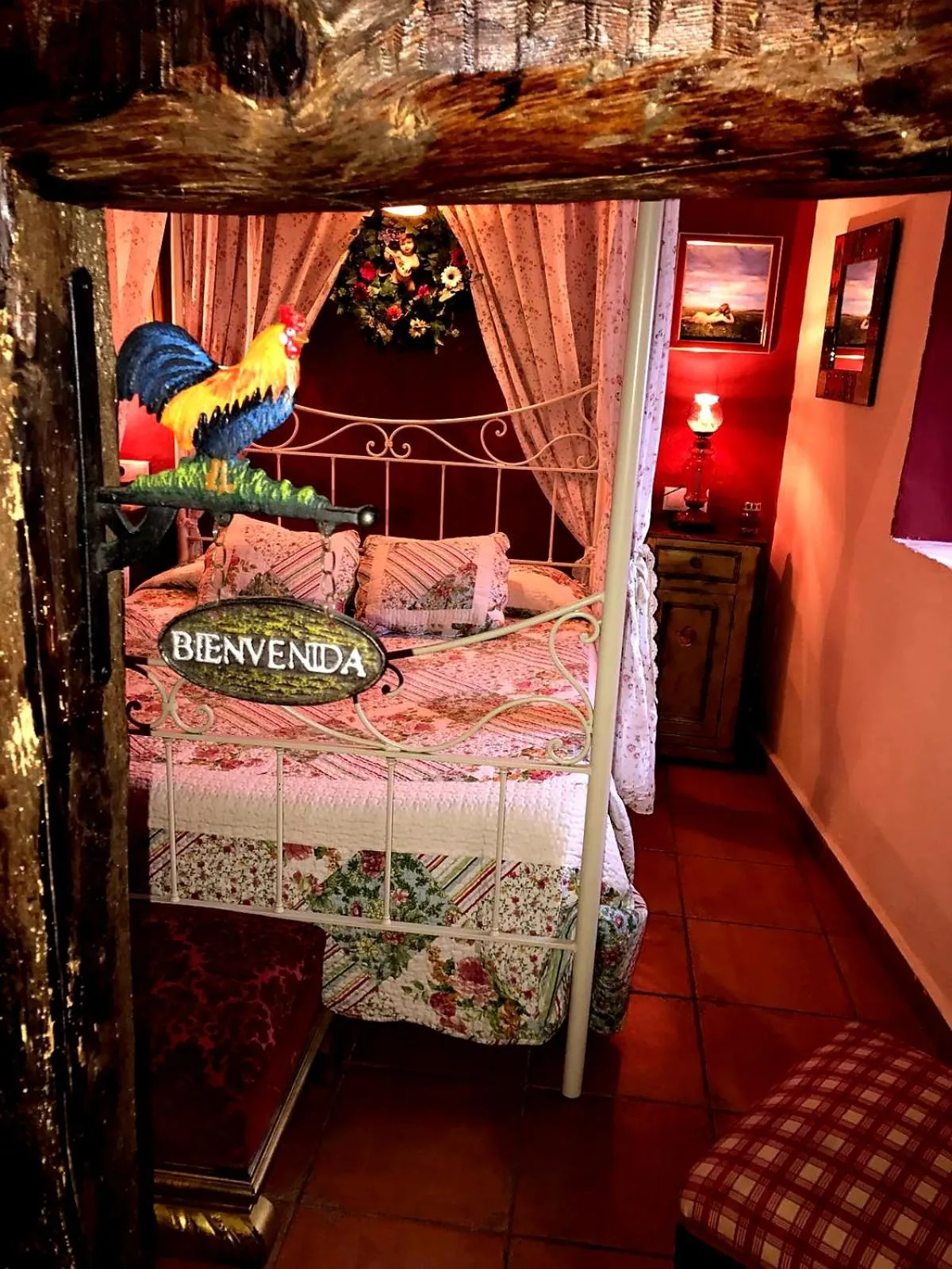 Bed in Romantic getaway to Cuenca - La Quinta