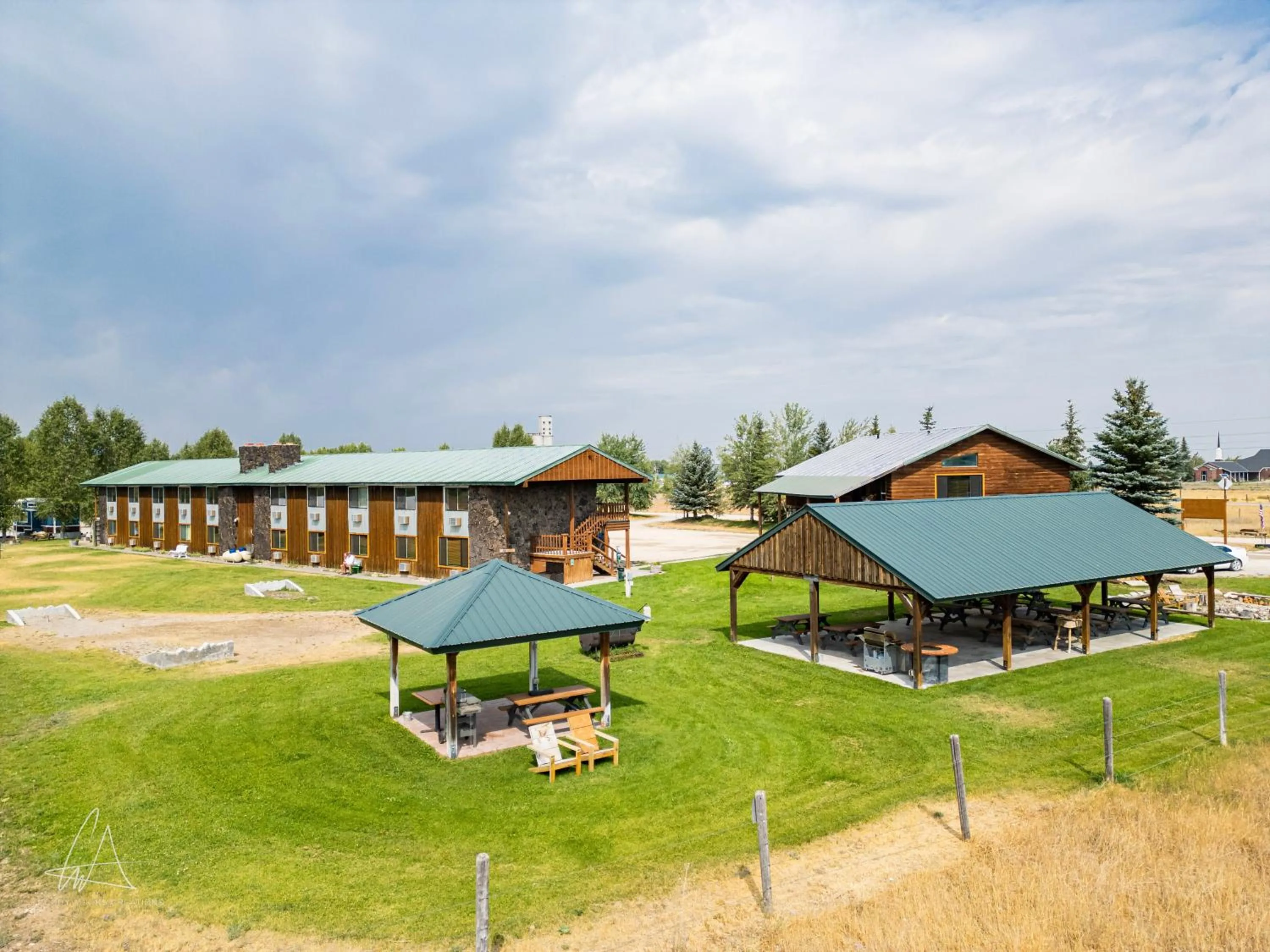 Property building in Teton Peaks Resort