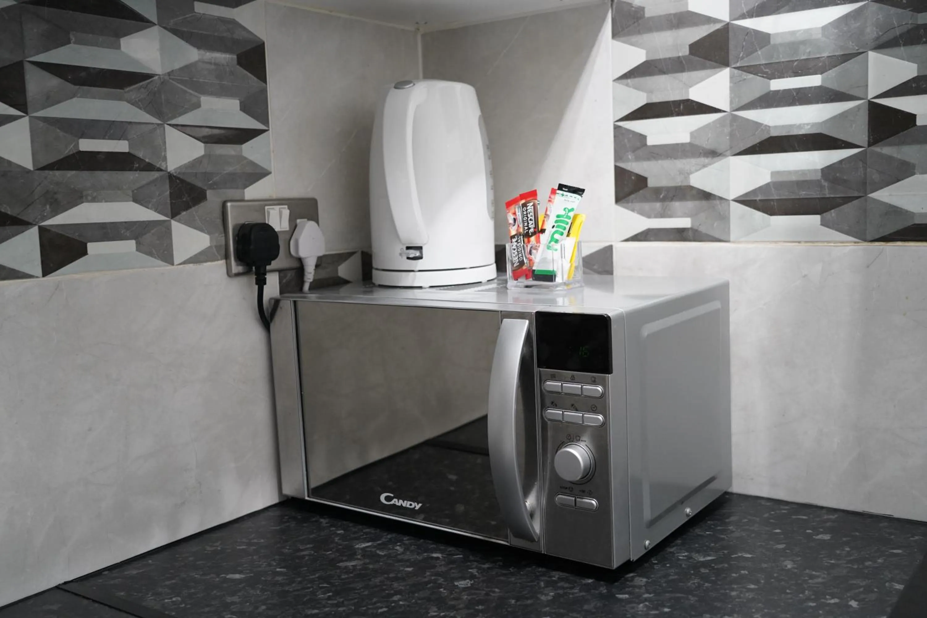 Hills View Apartments