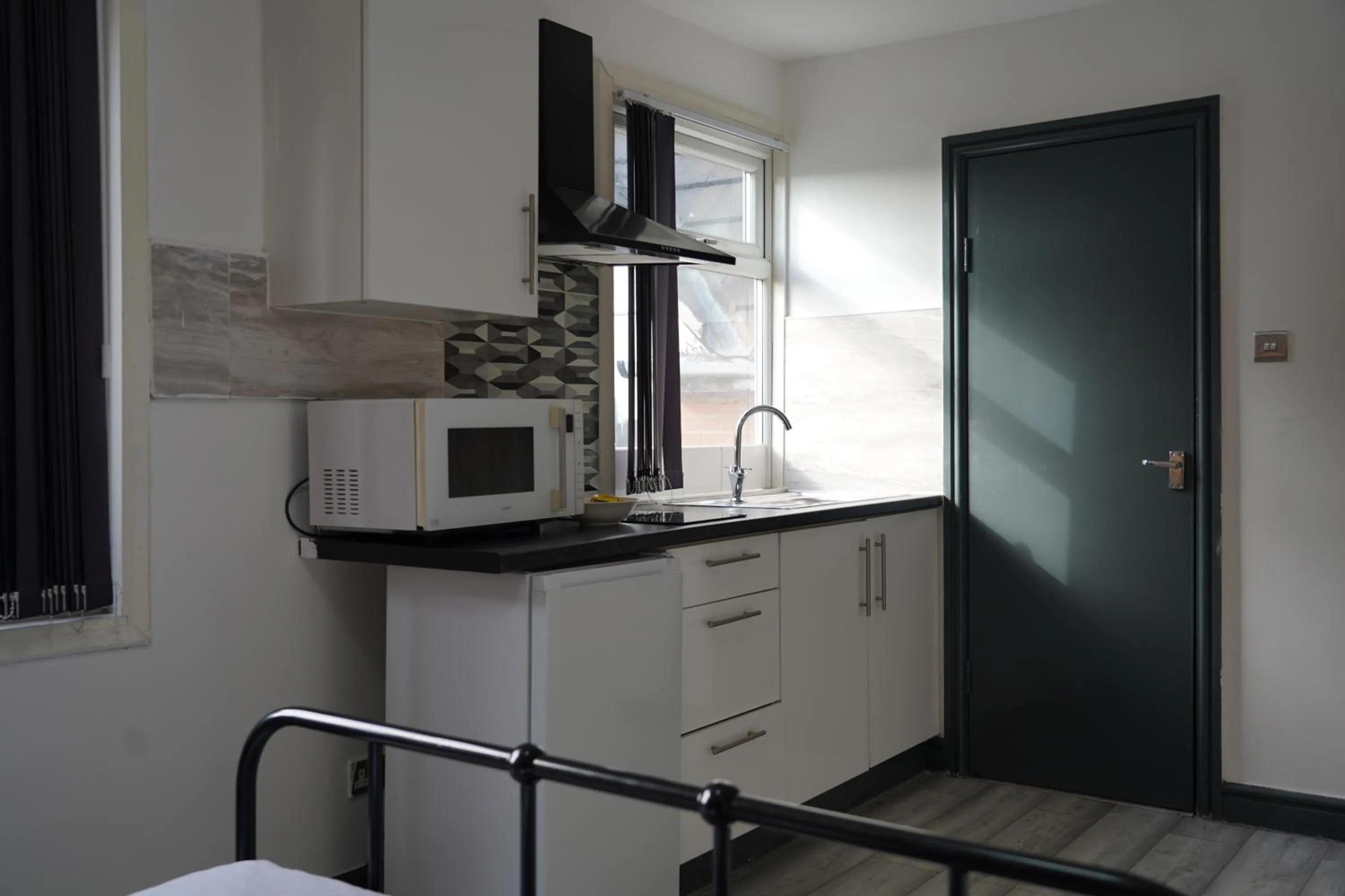 Hills View Apartments