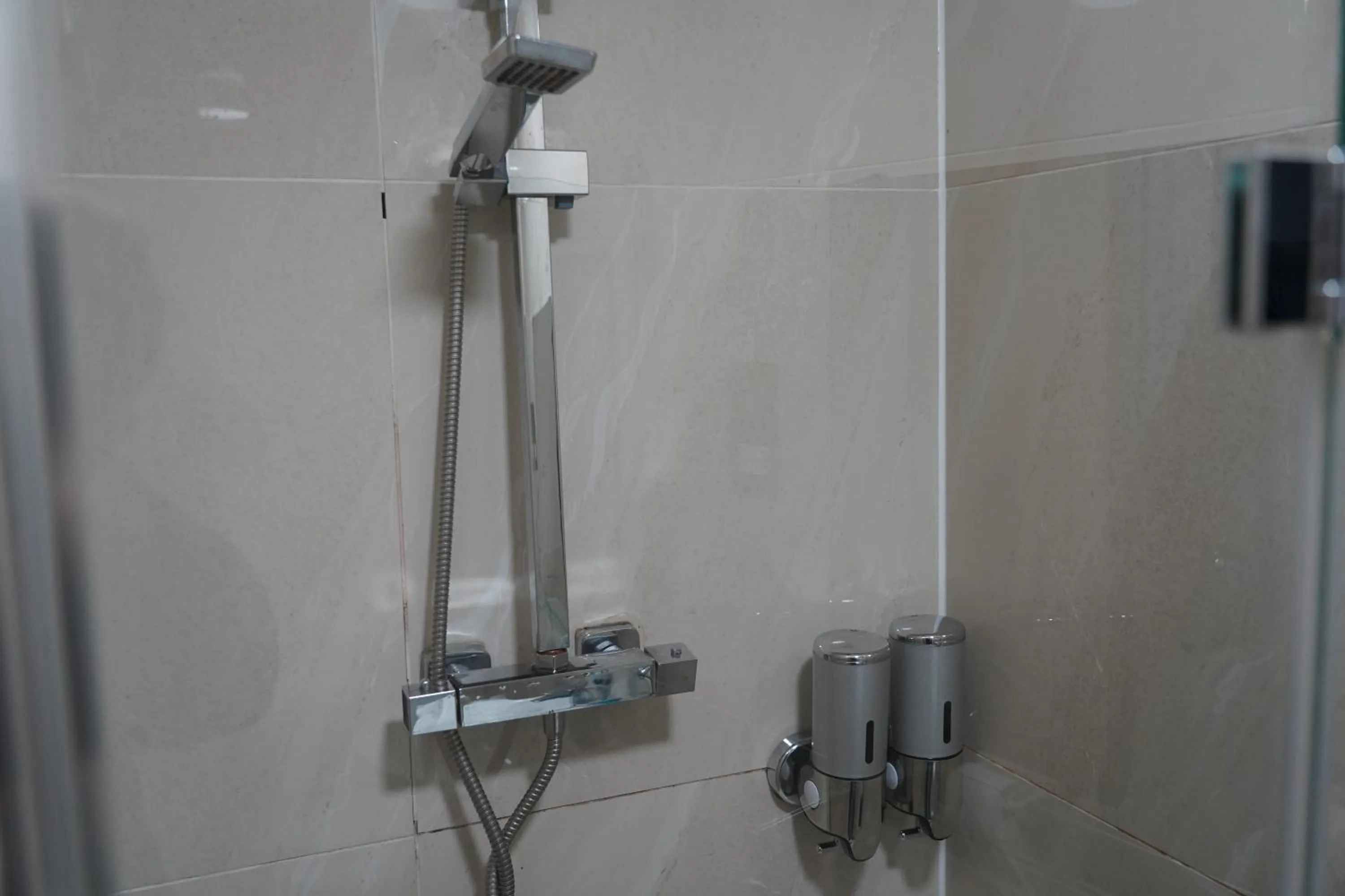 Hills View Apartments