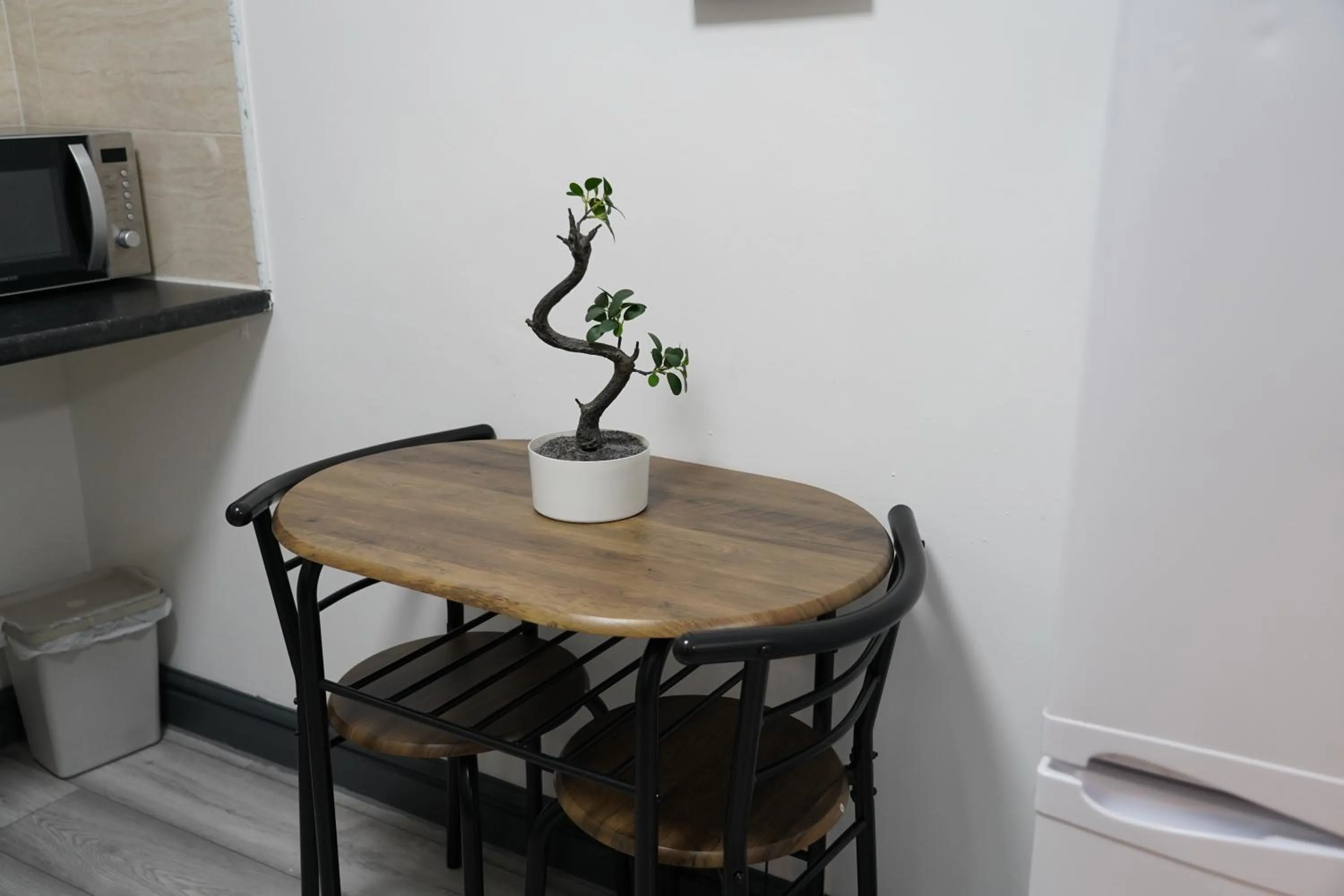 Hills View Apartments