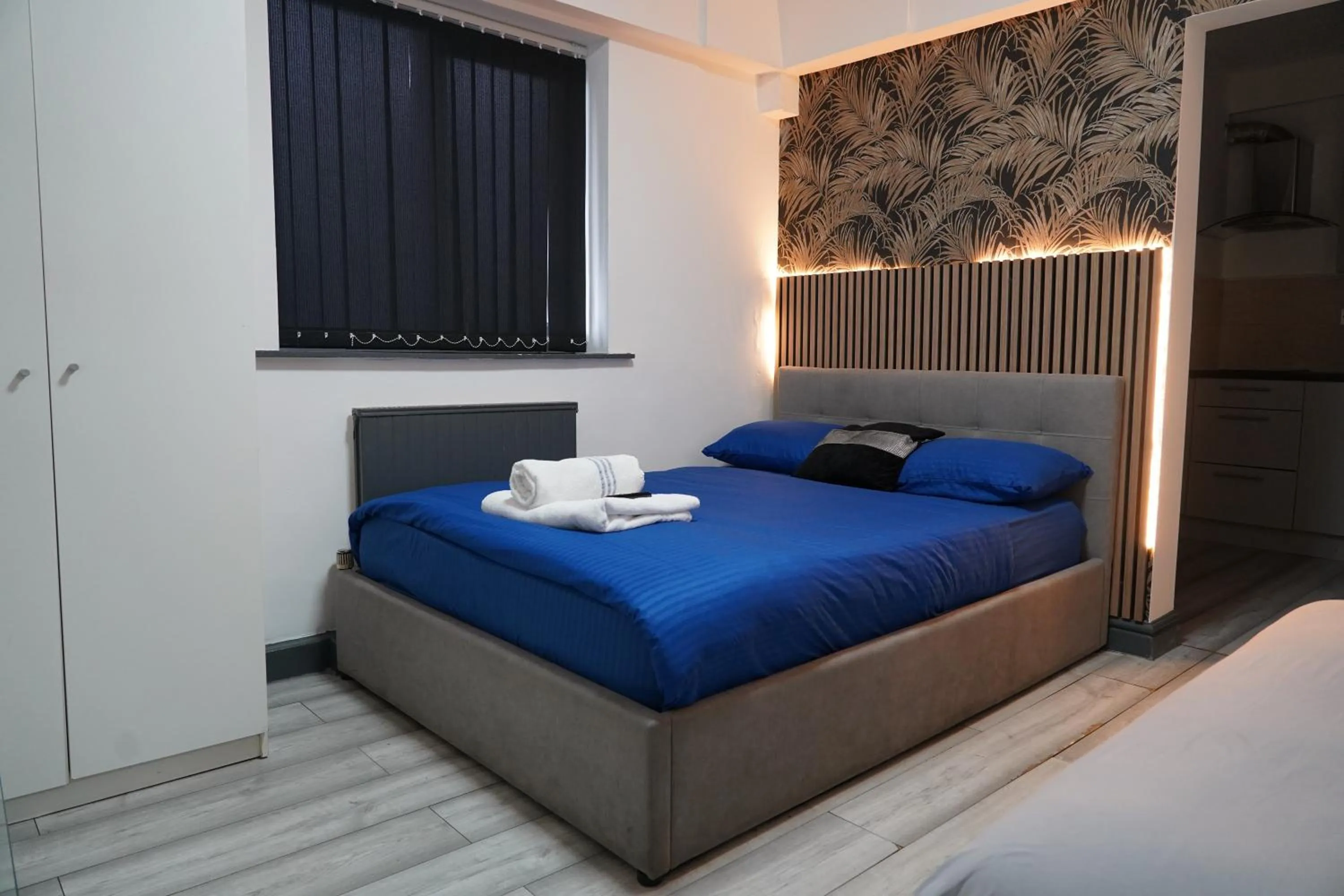 Bed in Hills View Apartments