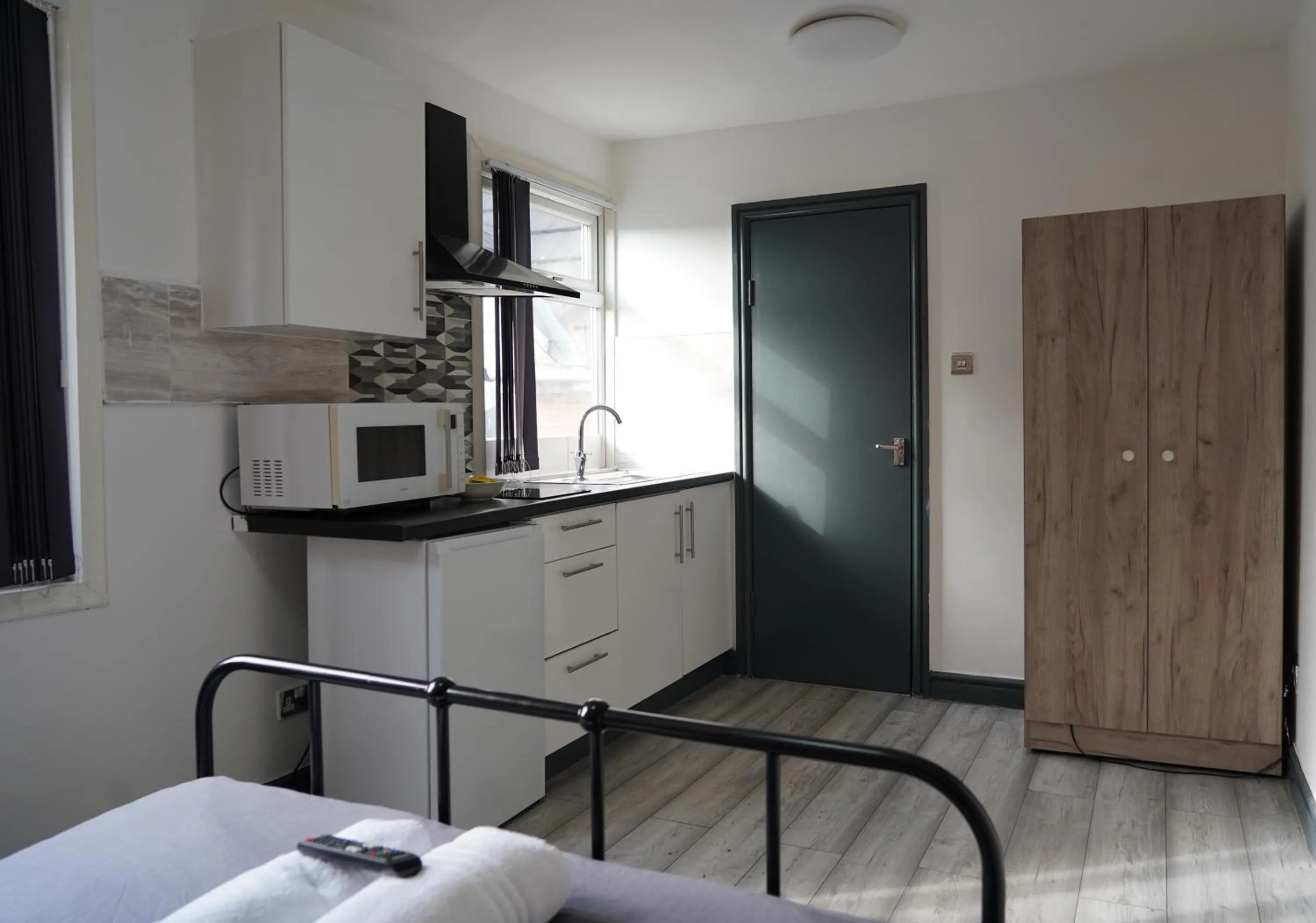 Hills View Apartments