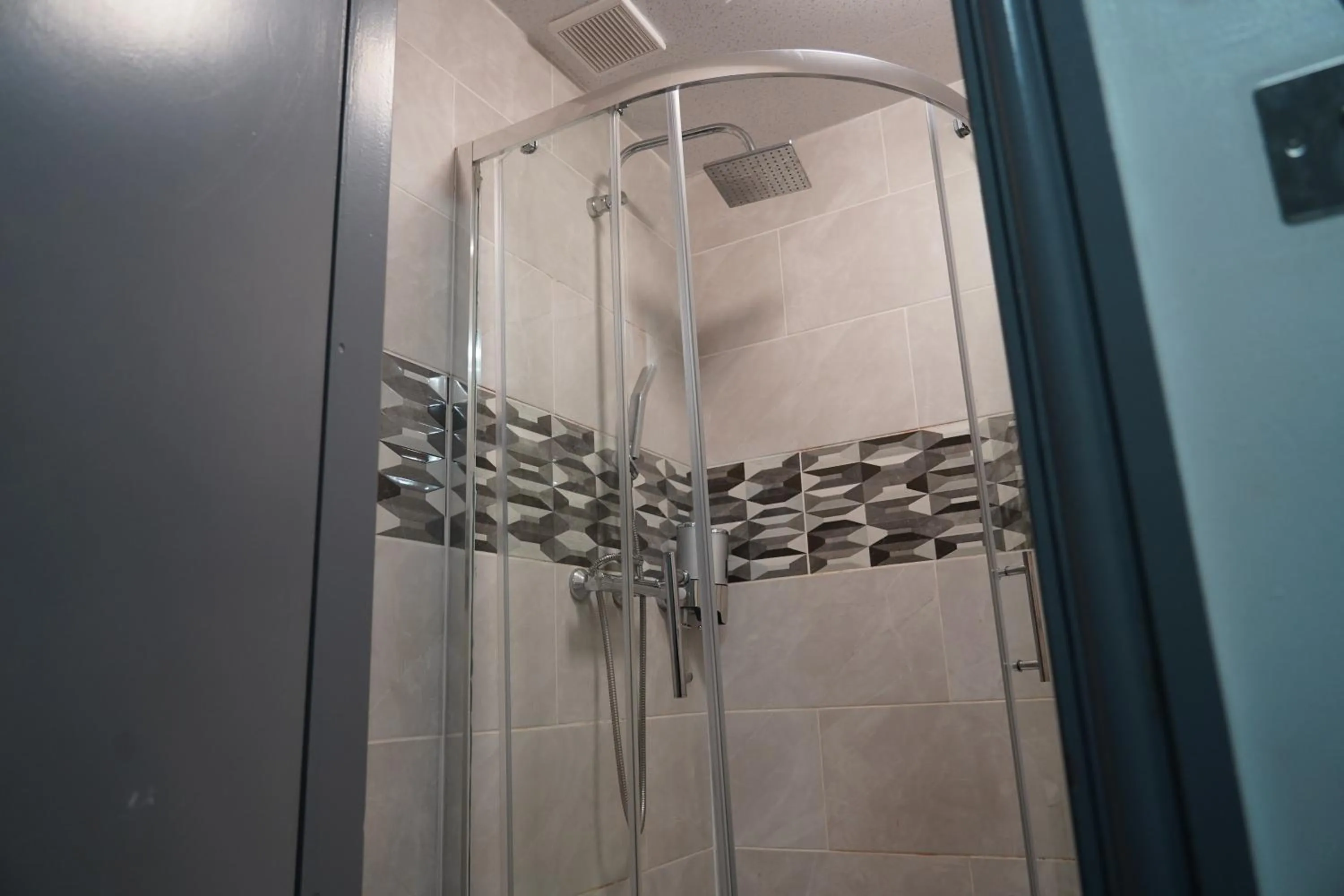 Hills View Apartments