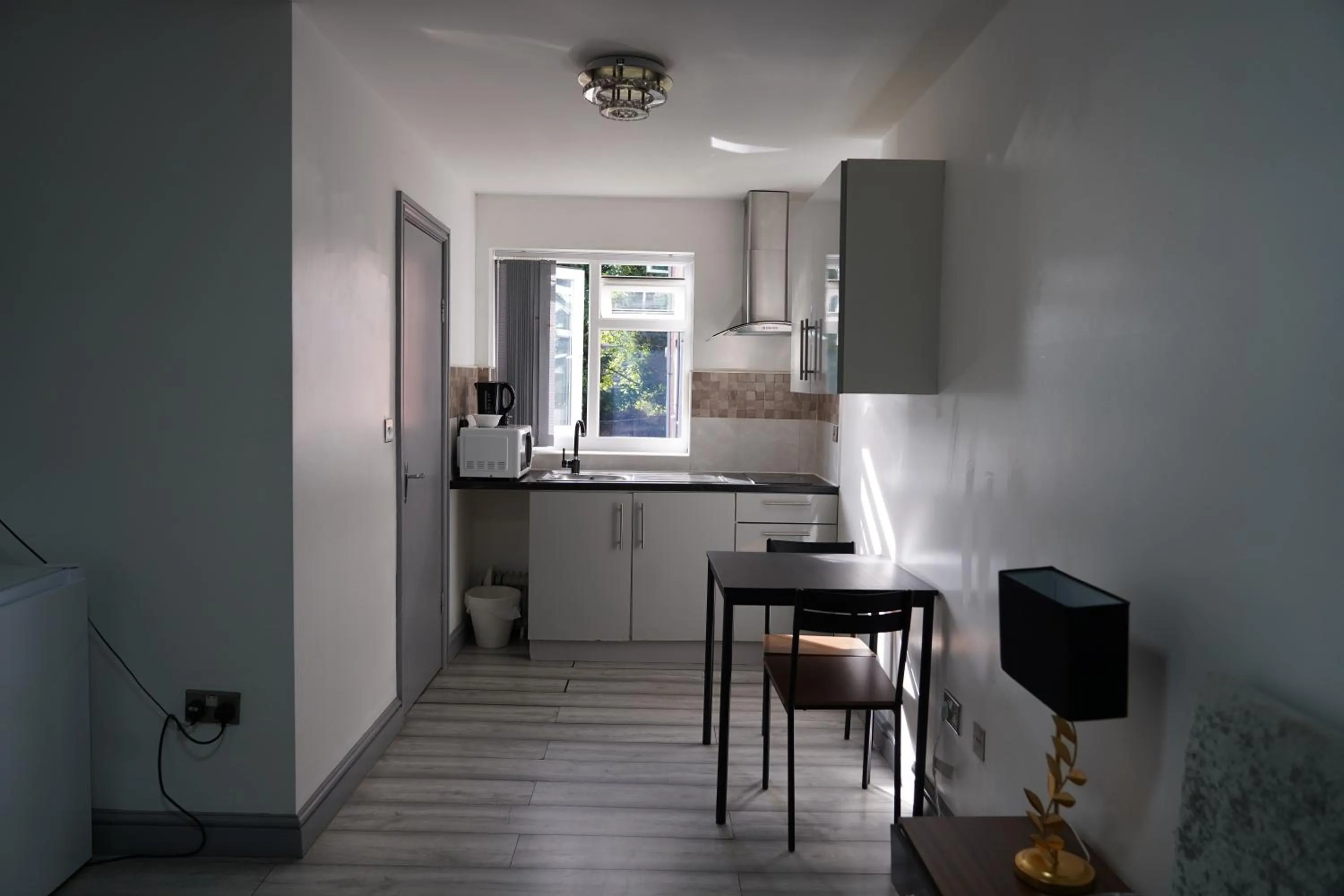 Hills View Apartments