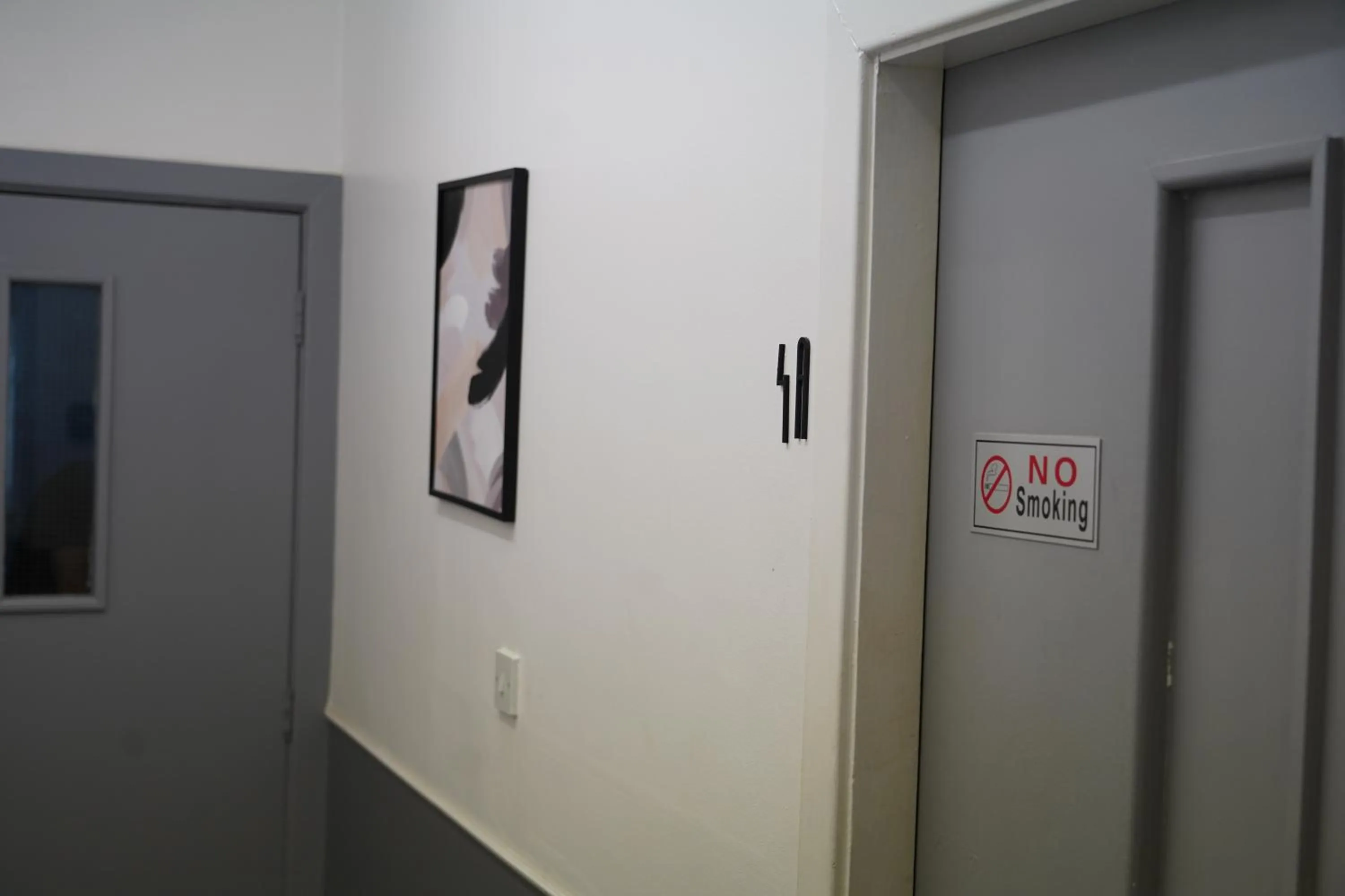 Hills View Apartments