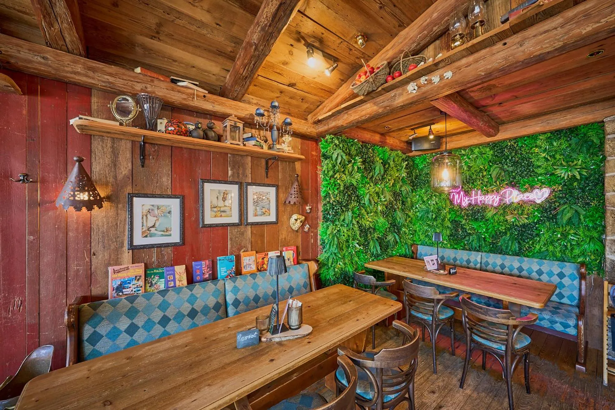 Restaurant/places to eat in Hotel Kleine Zauberwelt - Wo Märchen wahr werden