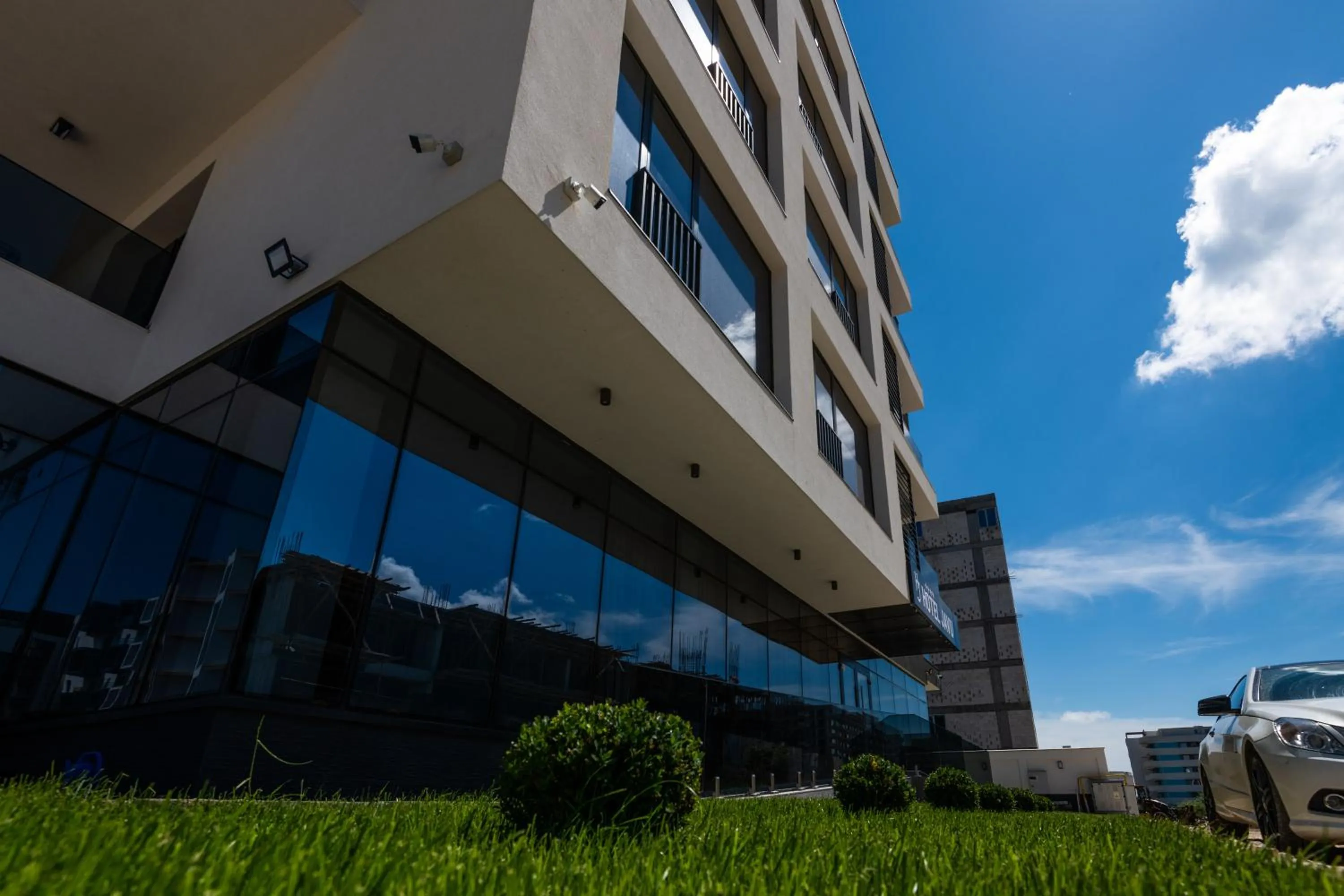 Property building in Hotel Javu