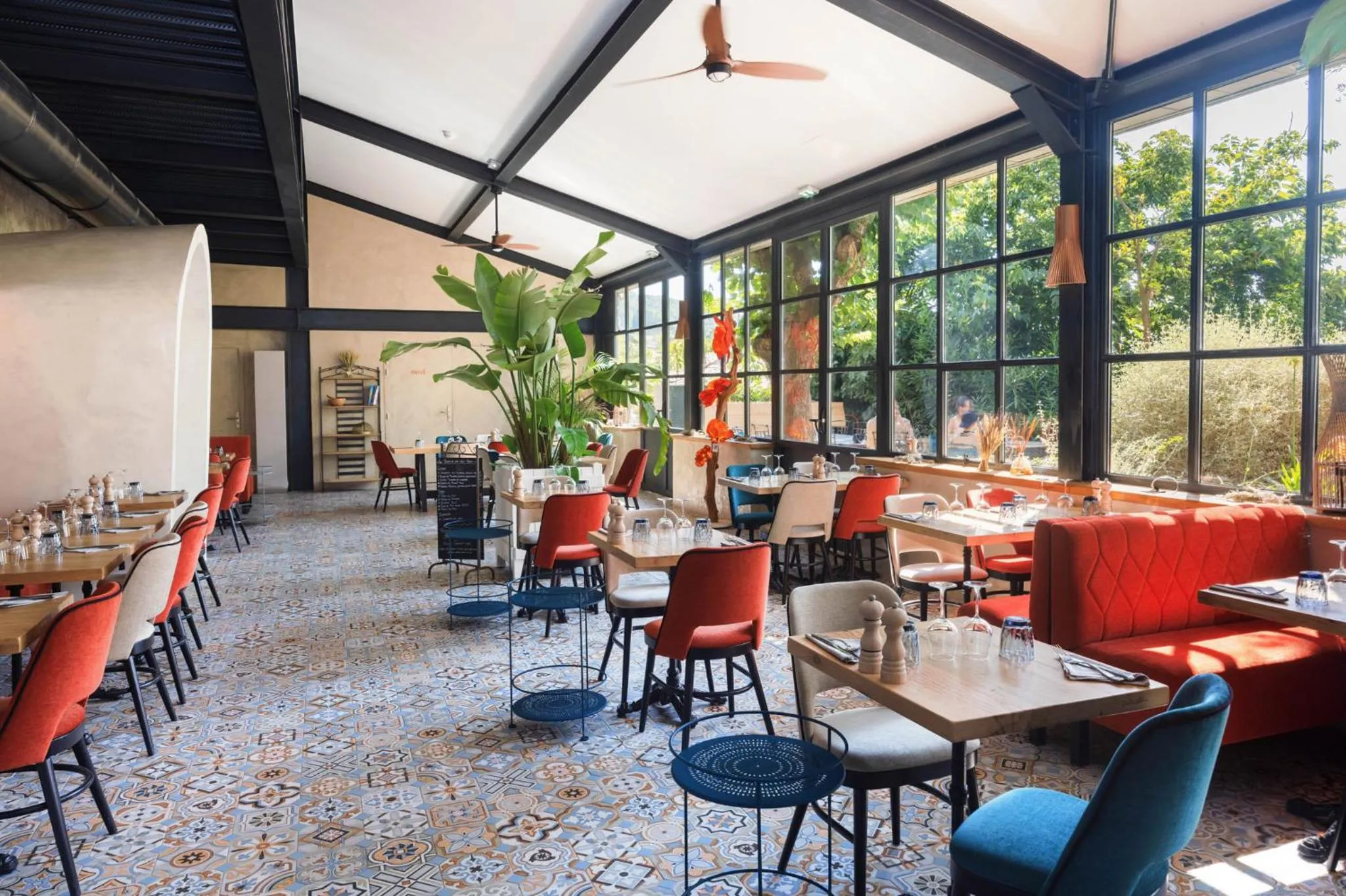 Restaurant/places to eat in LOU CALEN