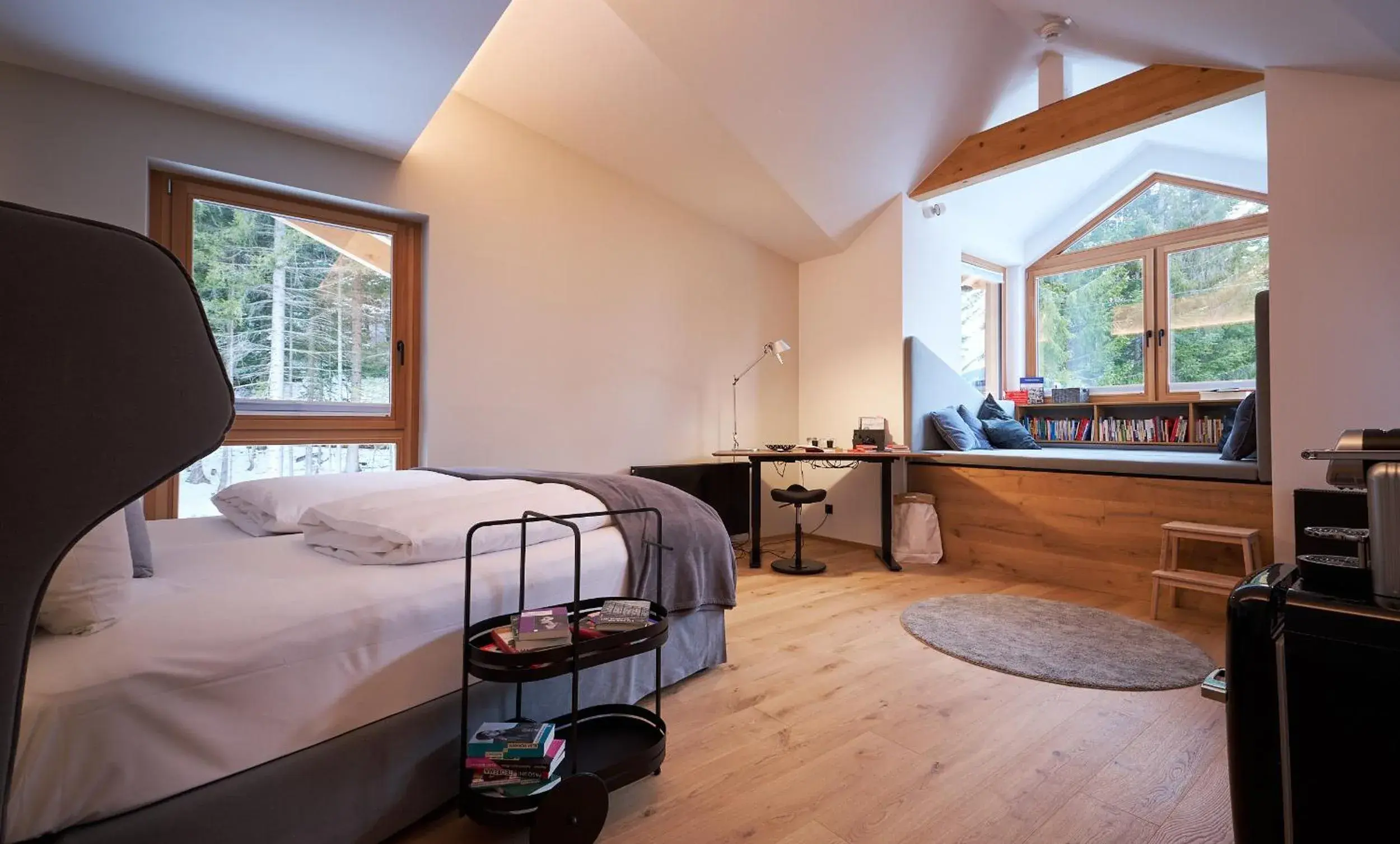 Suite with Mountain View in Lesehotel Suite with Mountain View in Lesehotel