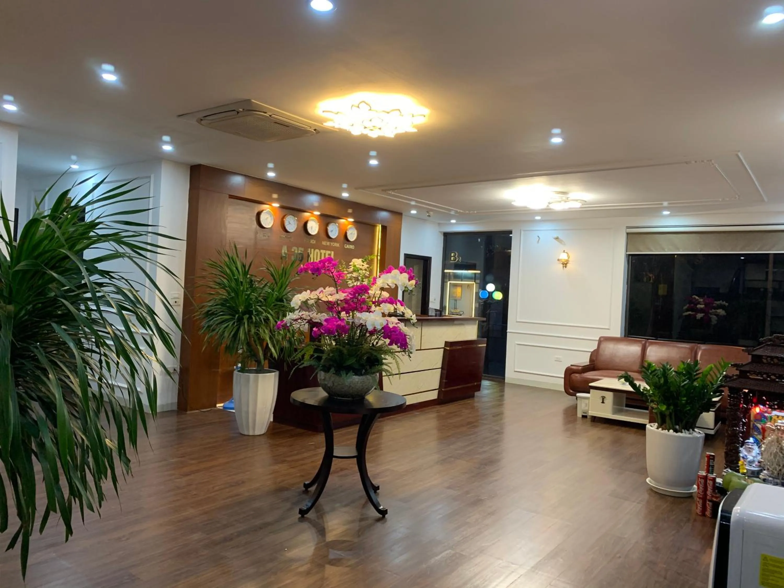 Property building in Hotel Royal II