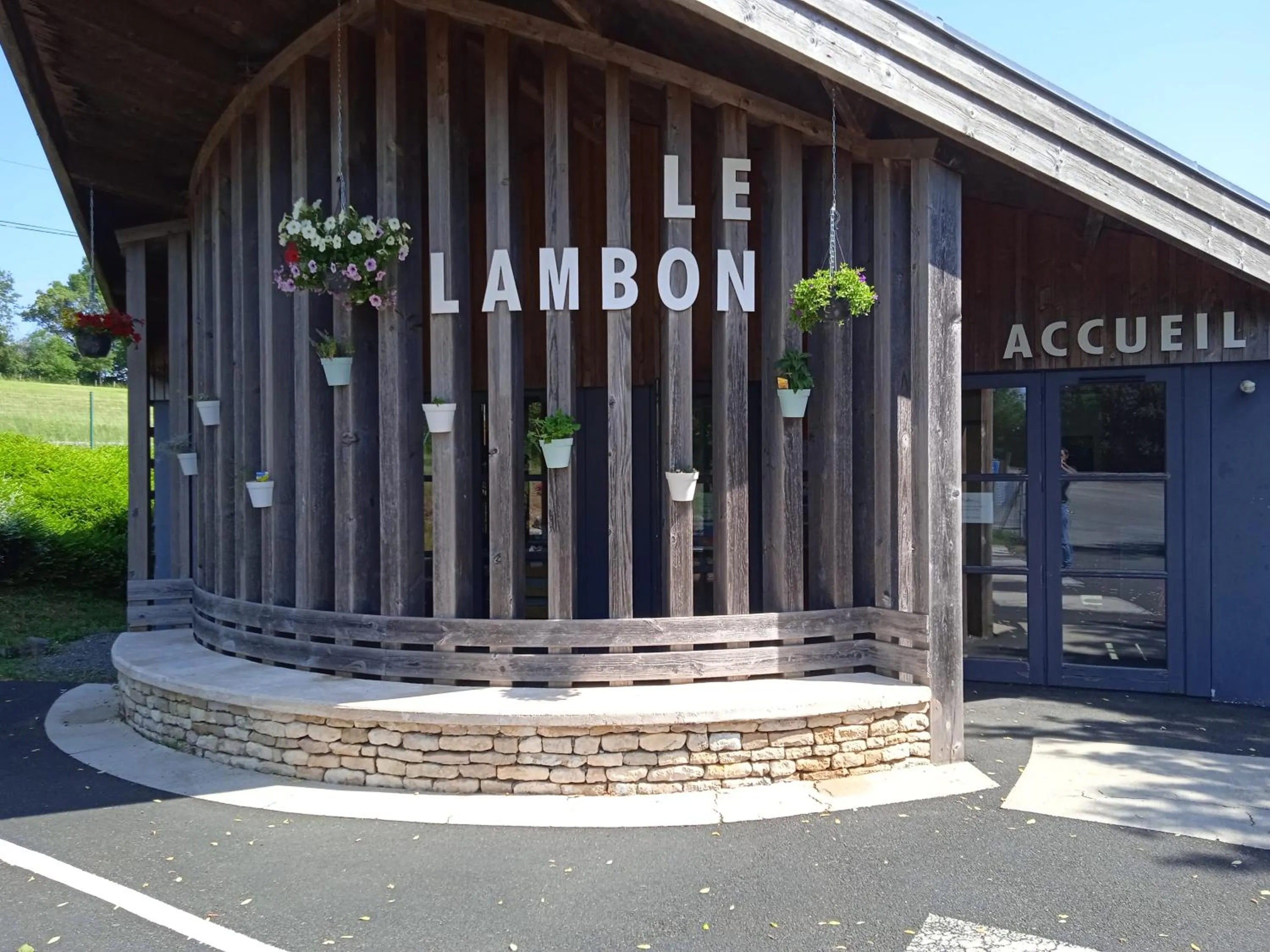 Property building in Olydea le Lambon - Prailles-la-Couarde