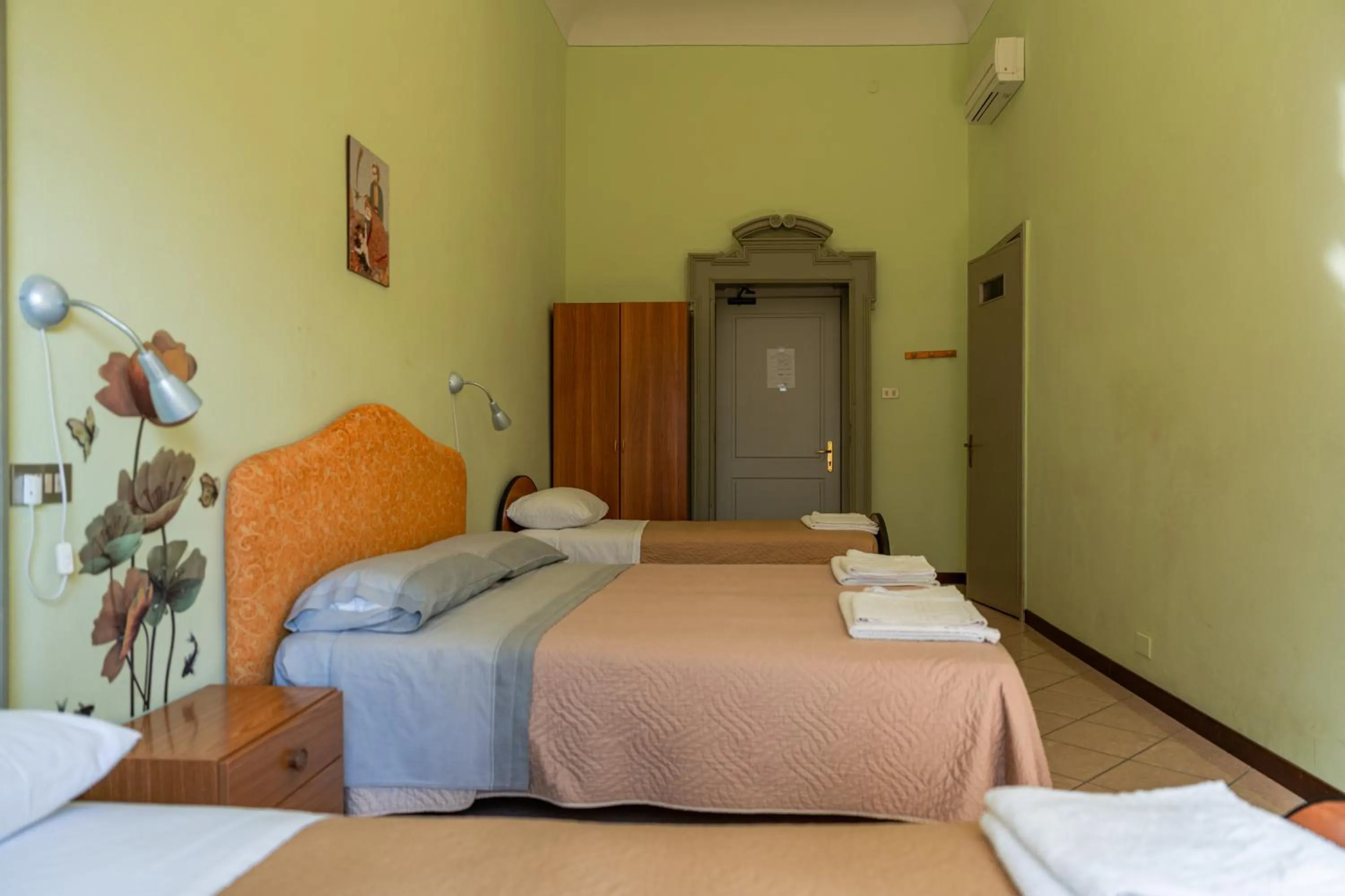 Bed in Villa San Giuseppe