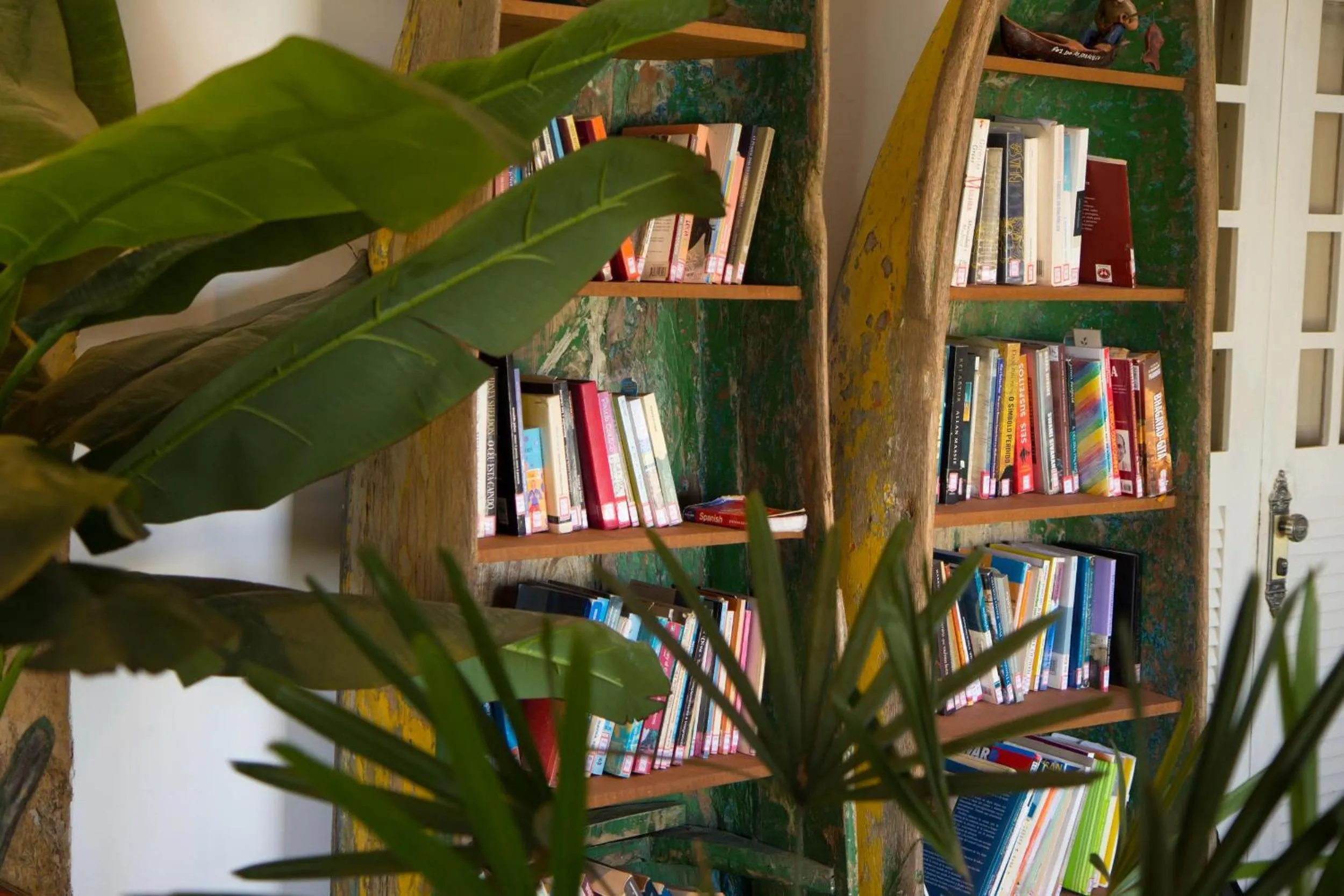 Library in Pousada Ecohar Yoga