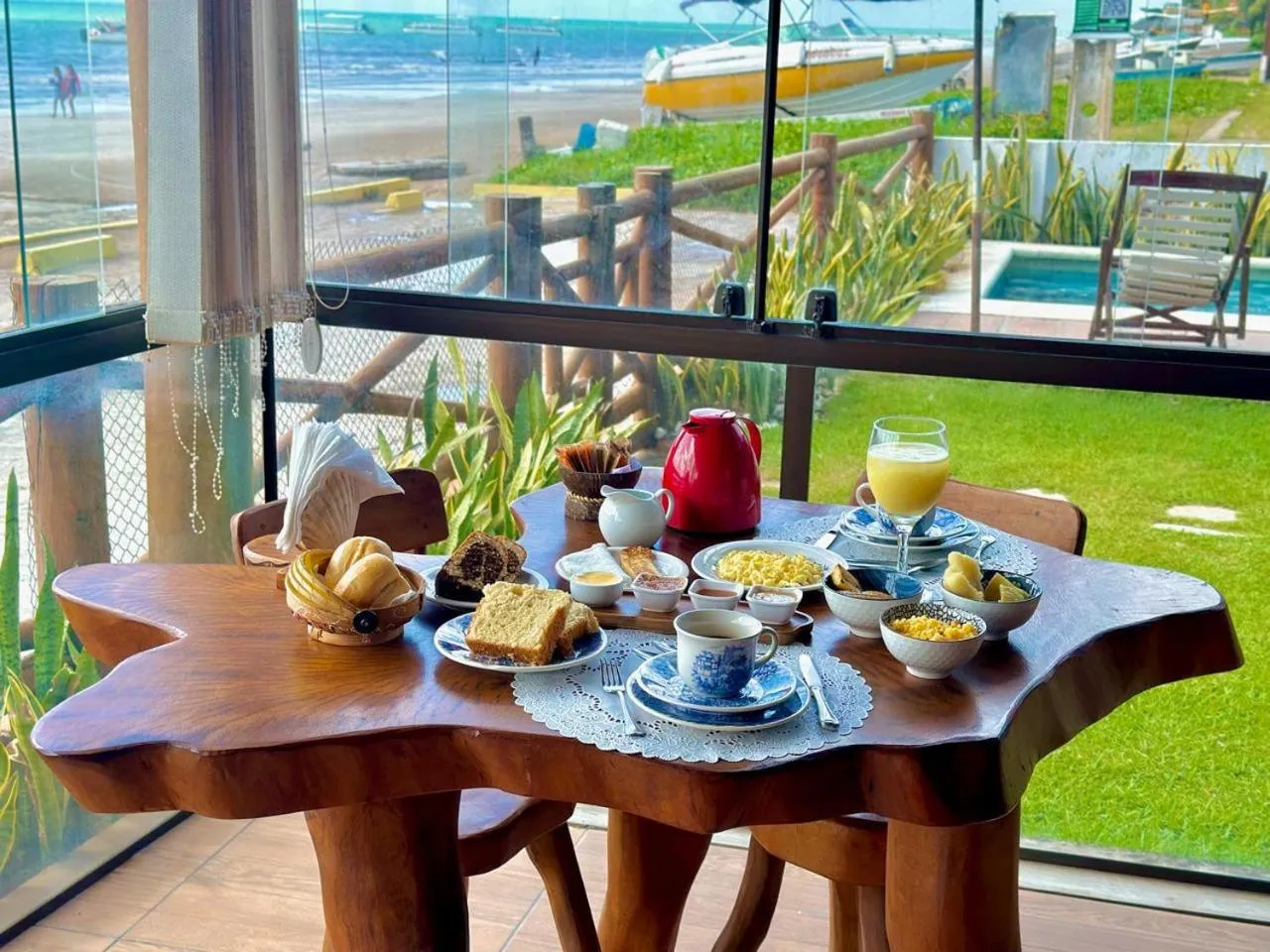 Breakfast in Pousada Ecohar Yoga