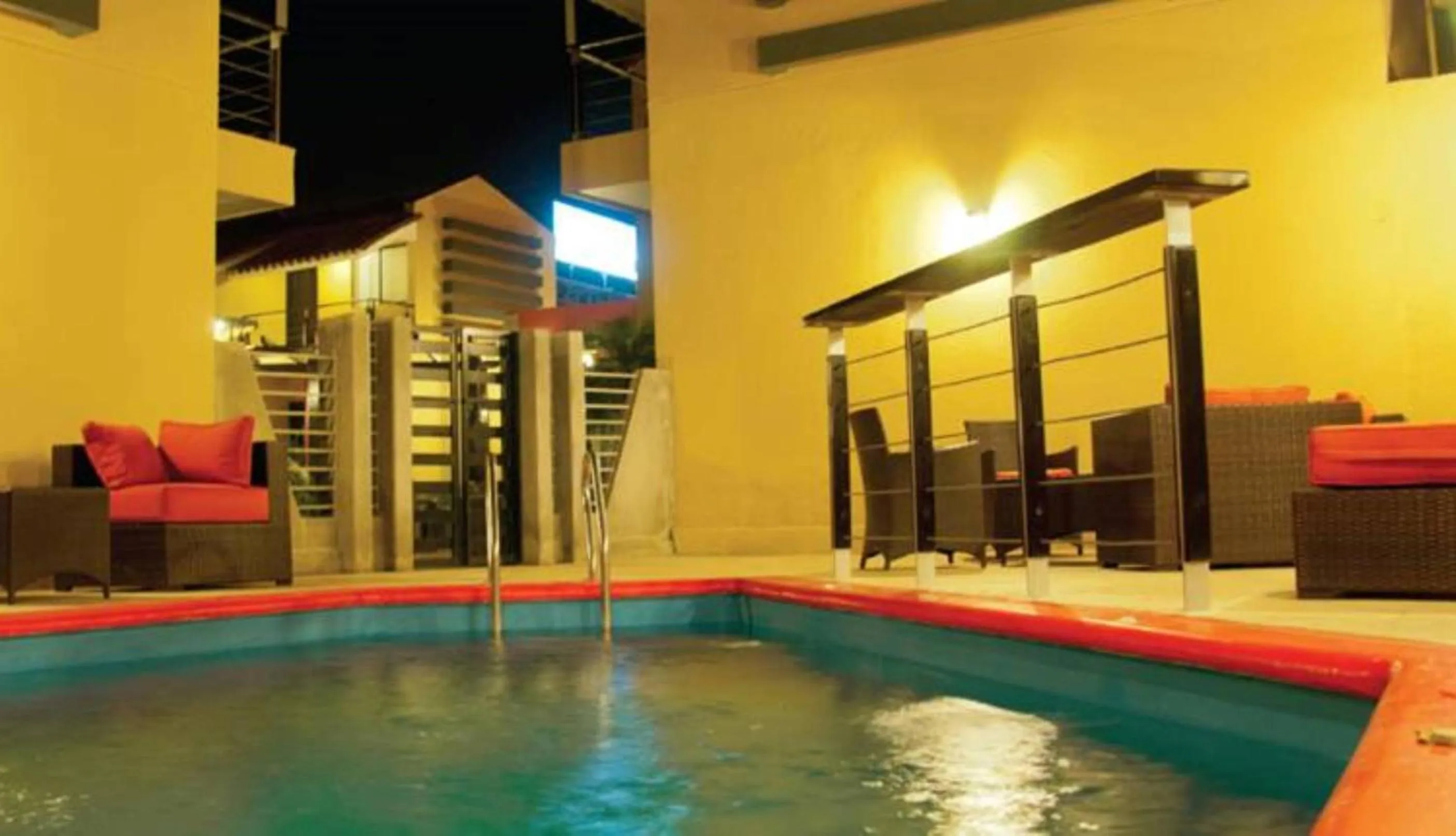 Swimming pool in Wayak Hotel