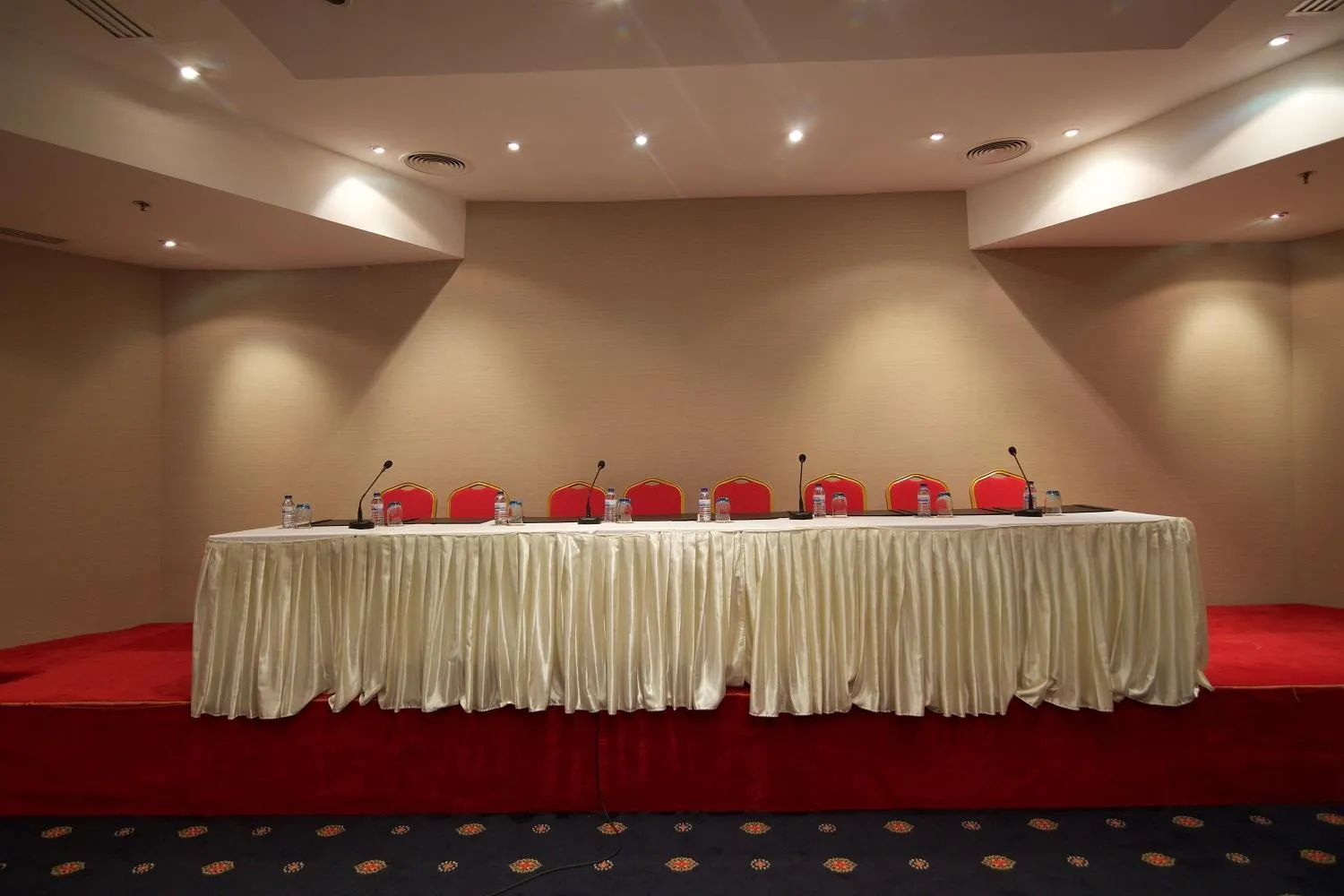 Hala Hotel & Aqua Park