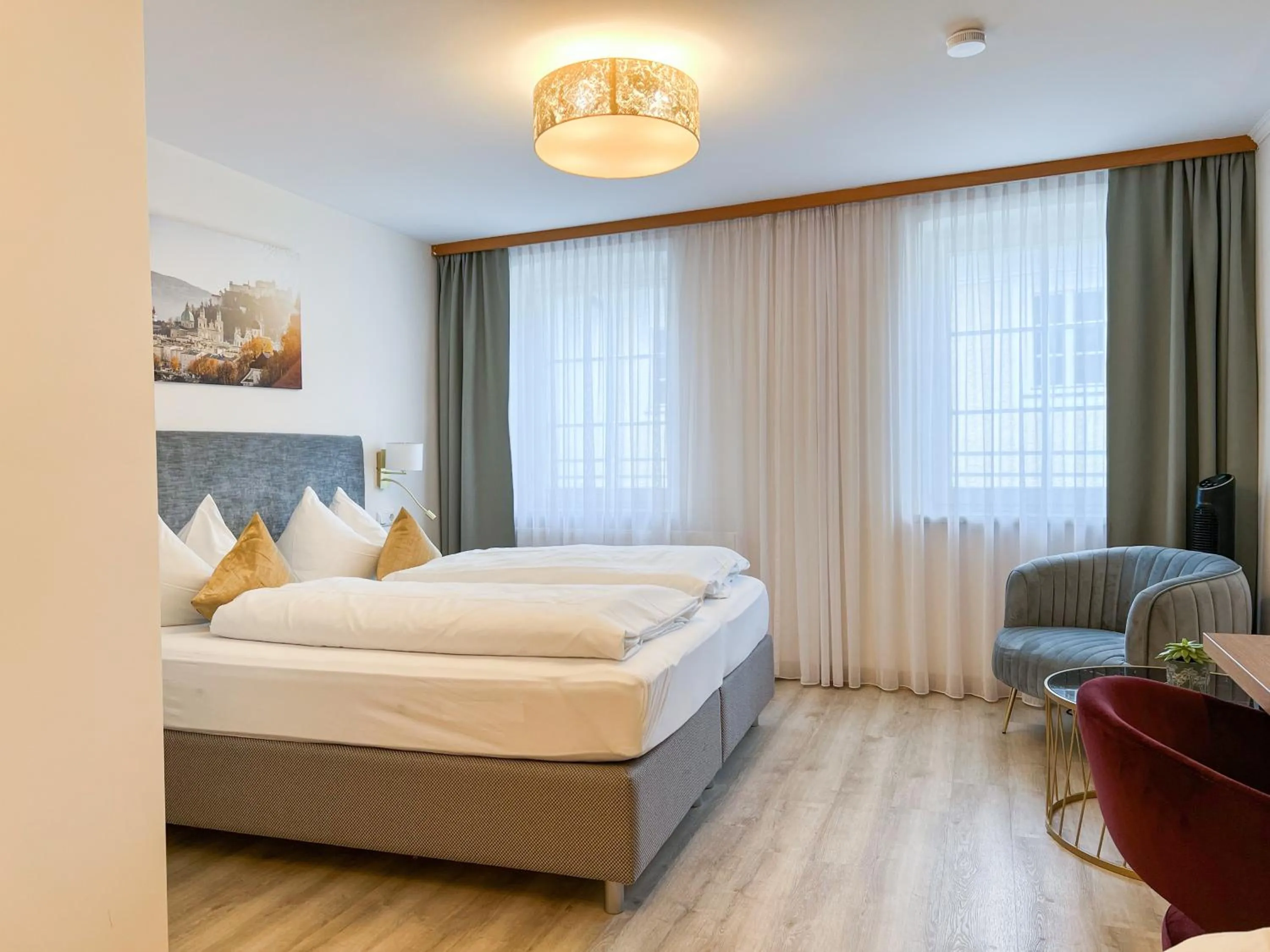 Bedroom, Bed in Cityhotel Trumer Stube