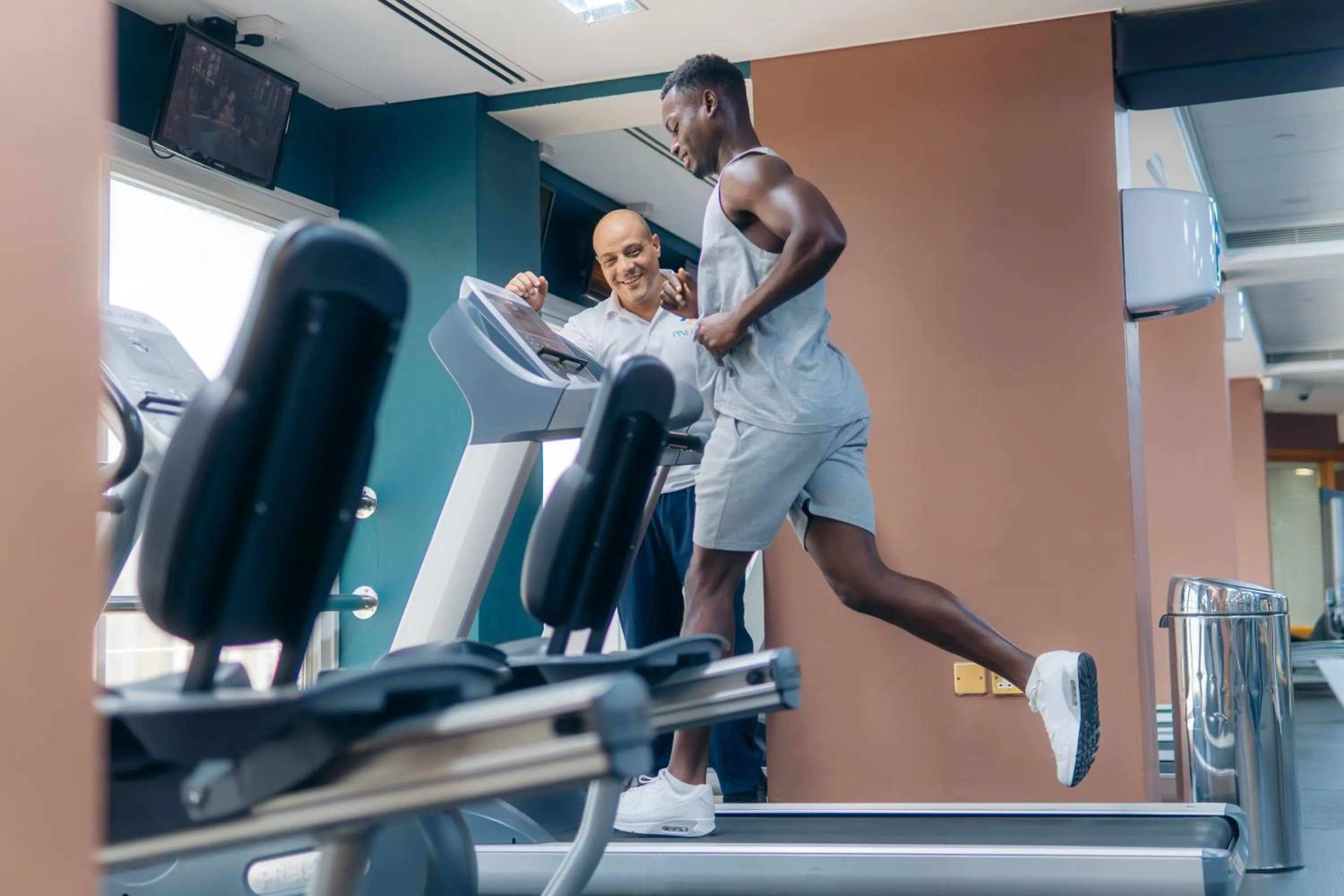 Fitness centre/facilities in Millennium Downtown