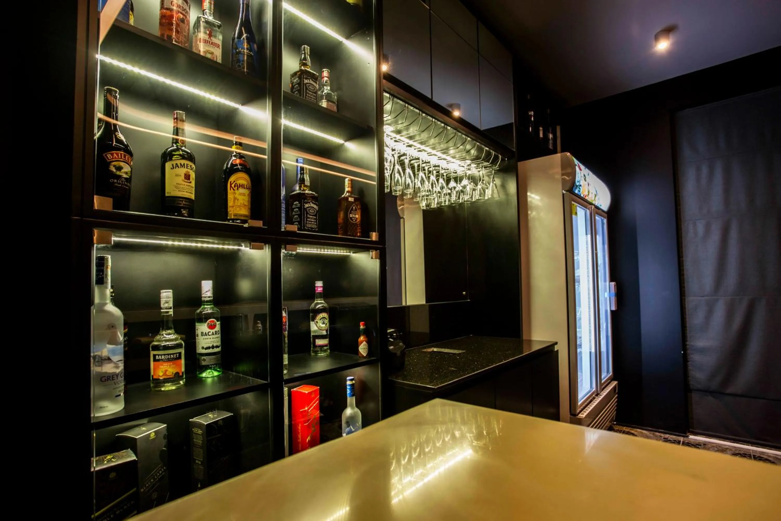 Alcoholic drinks in Beach & Bliss Mirissa