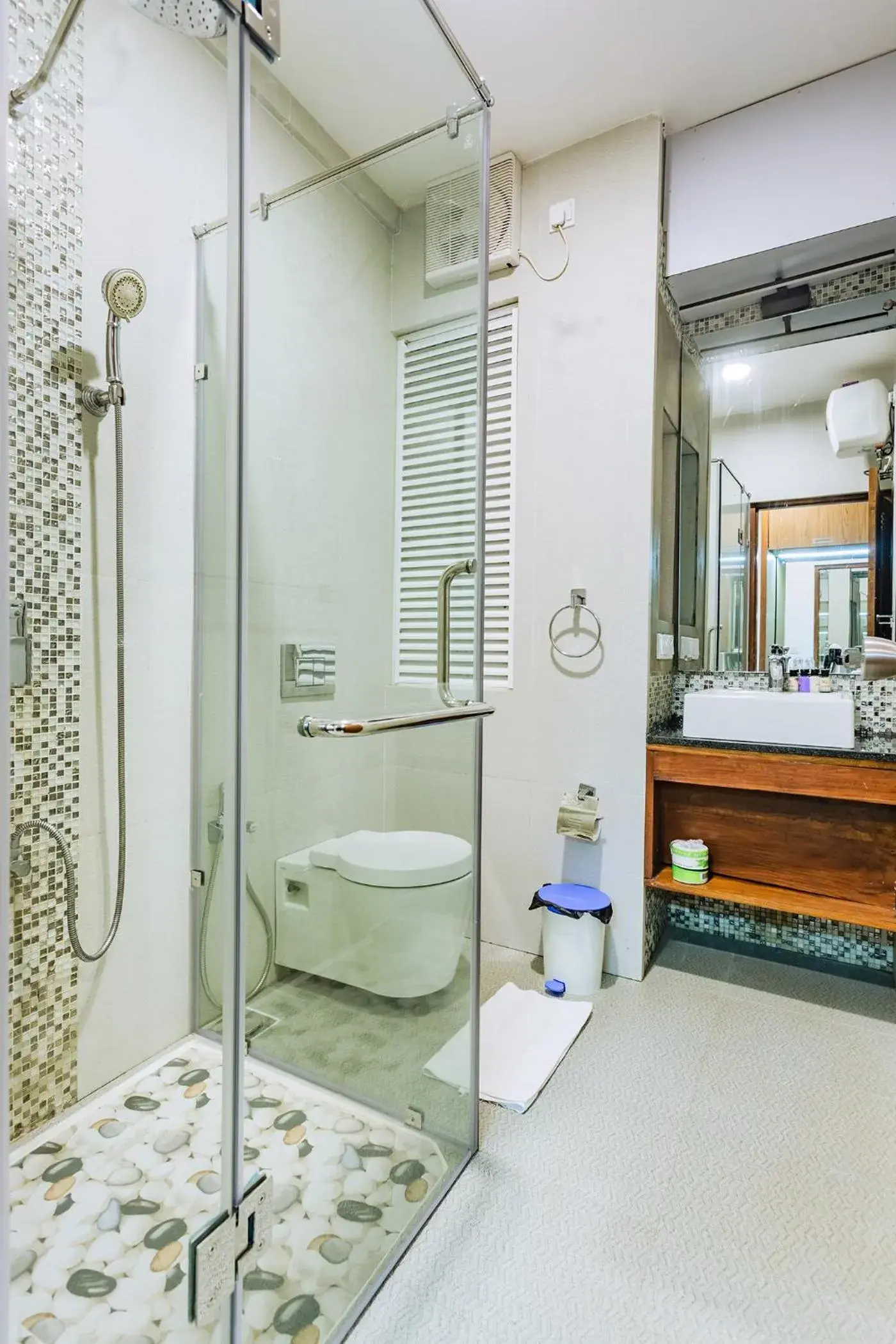 Superior Double Room in Beach & Bliss Mirissa Superior Double Room in Beach & Bliss Mirissa