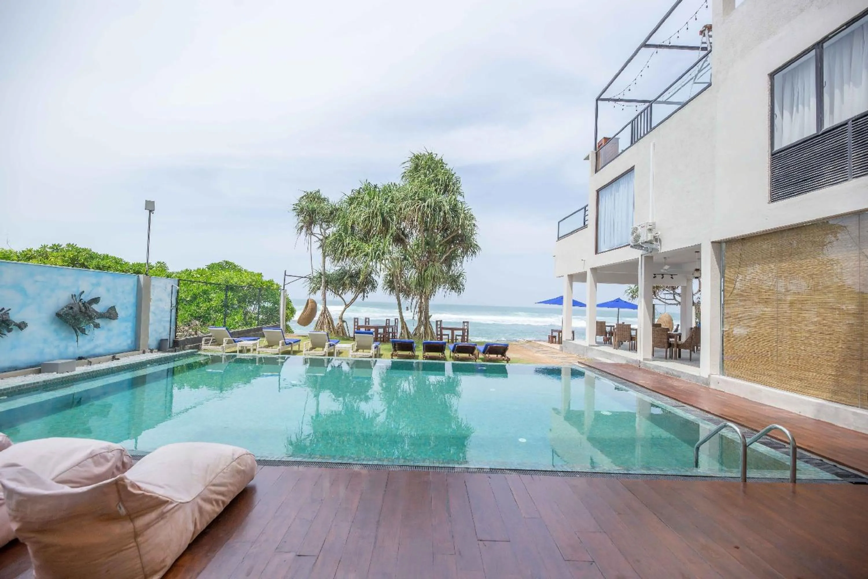 Swimming pool in Beach & Bliss Mirissa