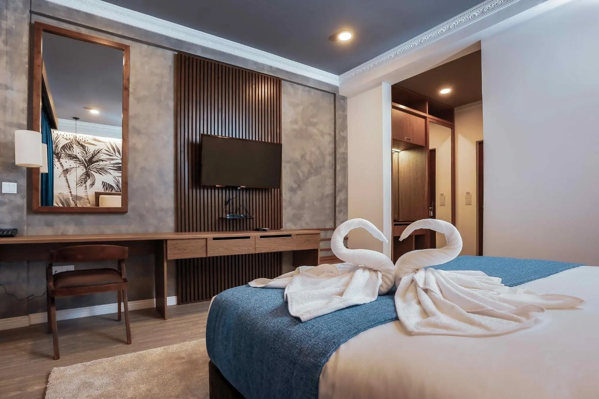 Communal lounge/ TV room, Bed in Beach & Bliss Mirissa