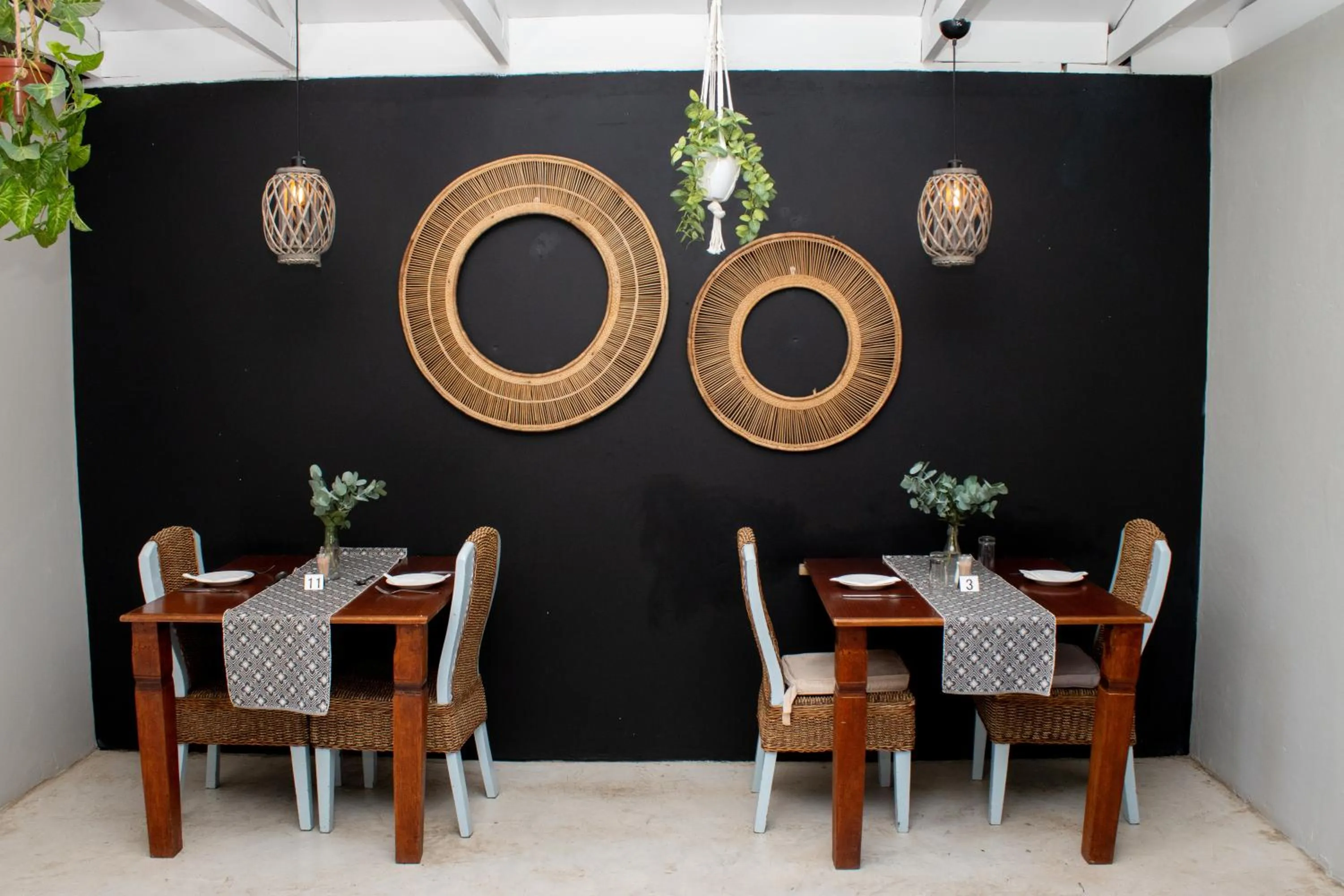 Restaurant/places to eat in Misty Mountain Reserve