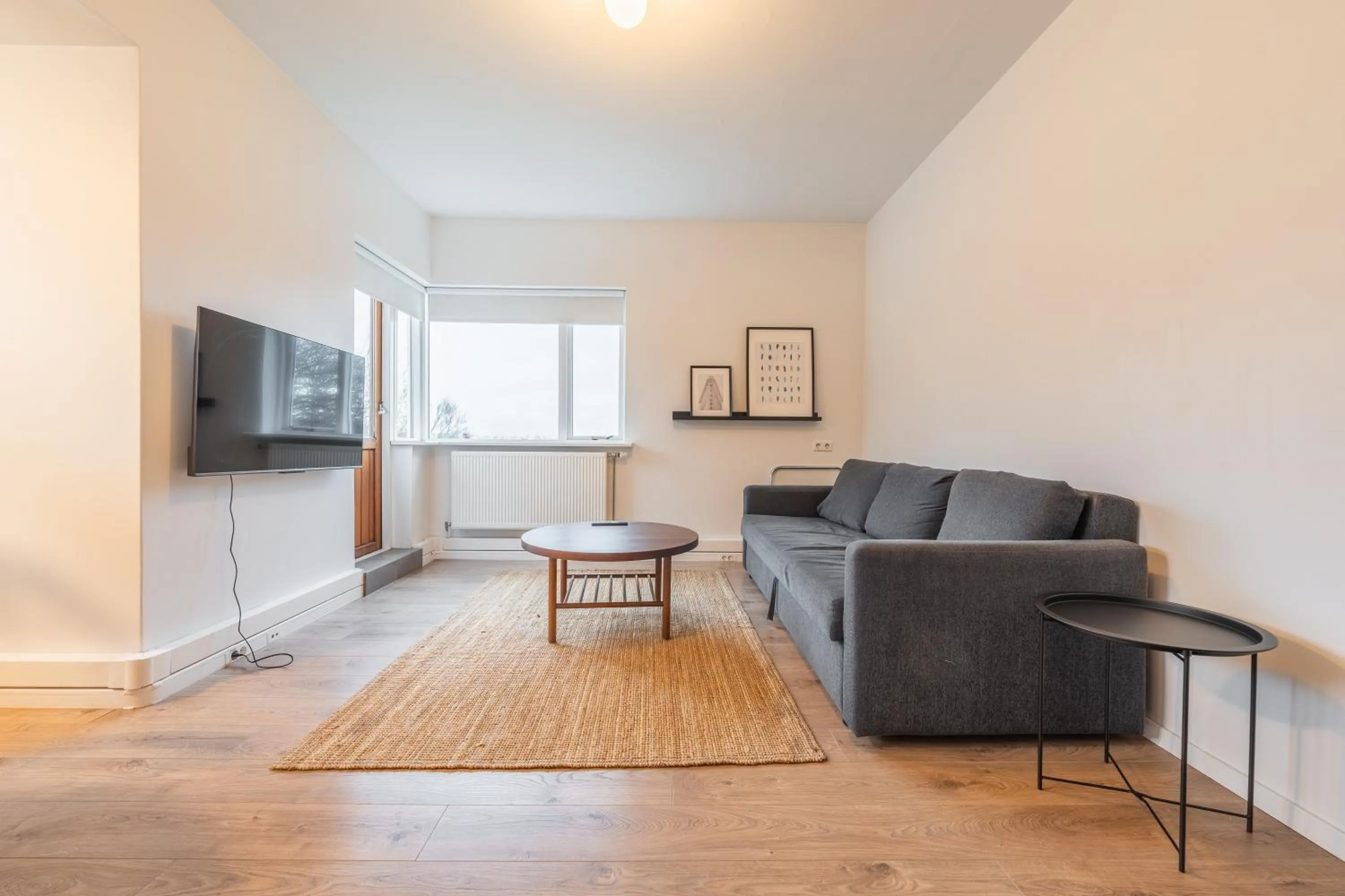 Communal lounge/ TV room in Day Dream Soleyjargata Rooms & Apartments