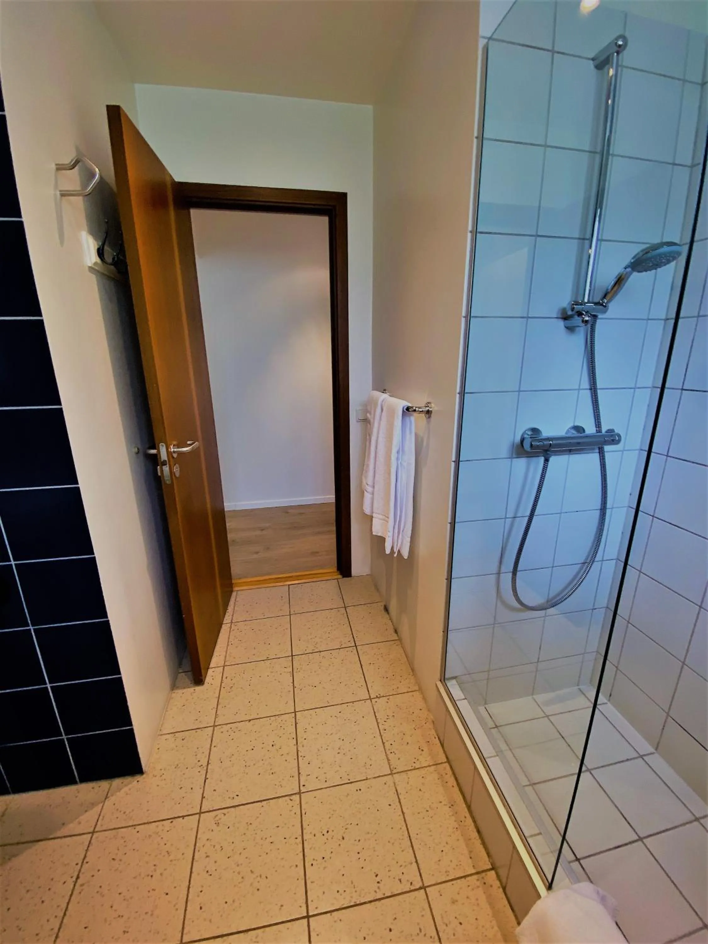 Bathroom in Day Dream Soleyjargata Rooms & Apartments