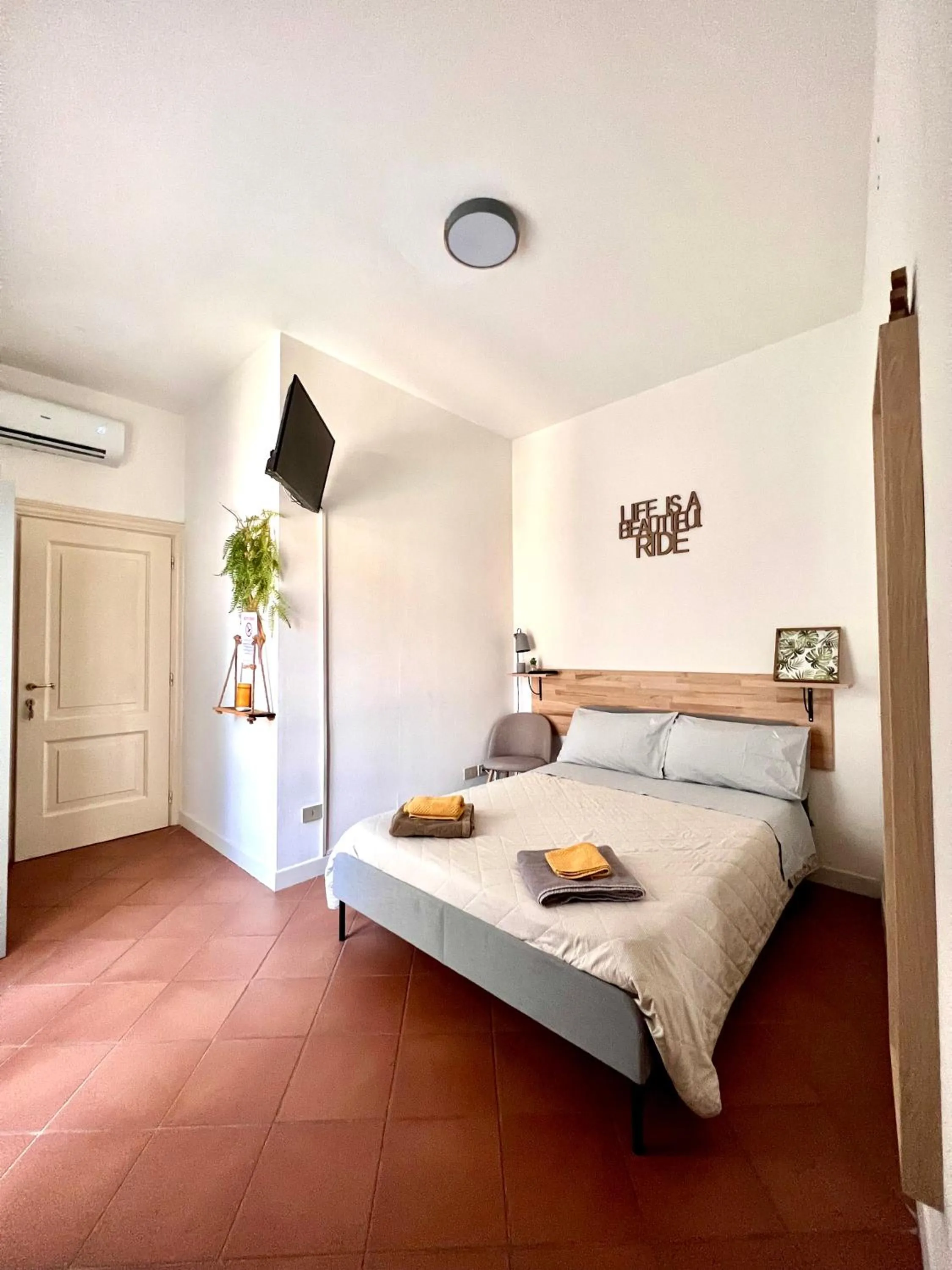 Decorative detail, Bed in Il Cantuccio di Gioia