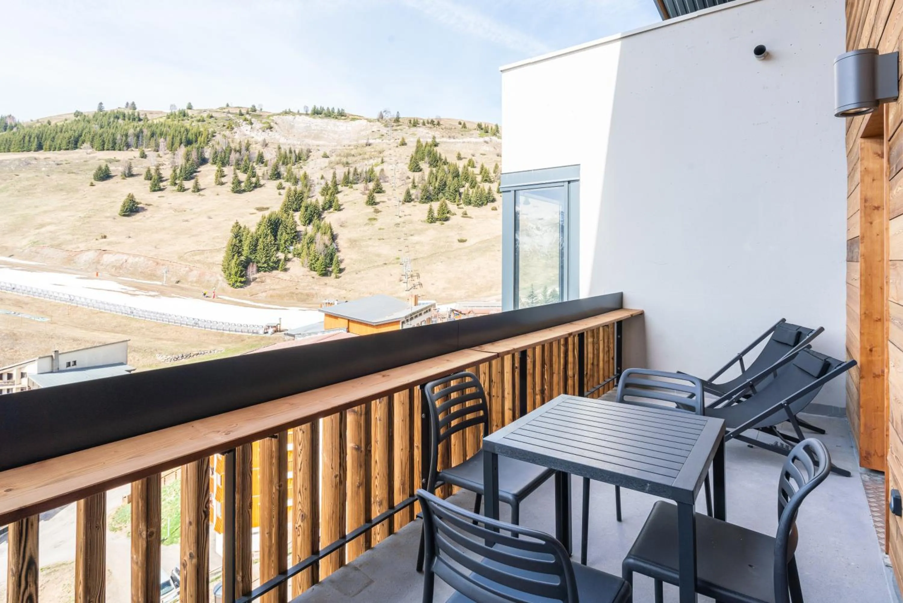 Balcony/Terrace in Résidence Vacancéole - Les Ecrins d'Auris