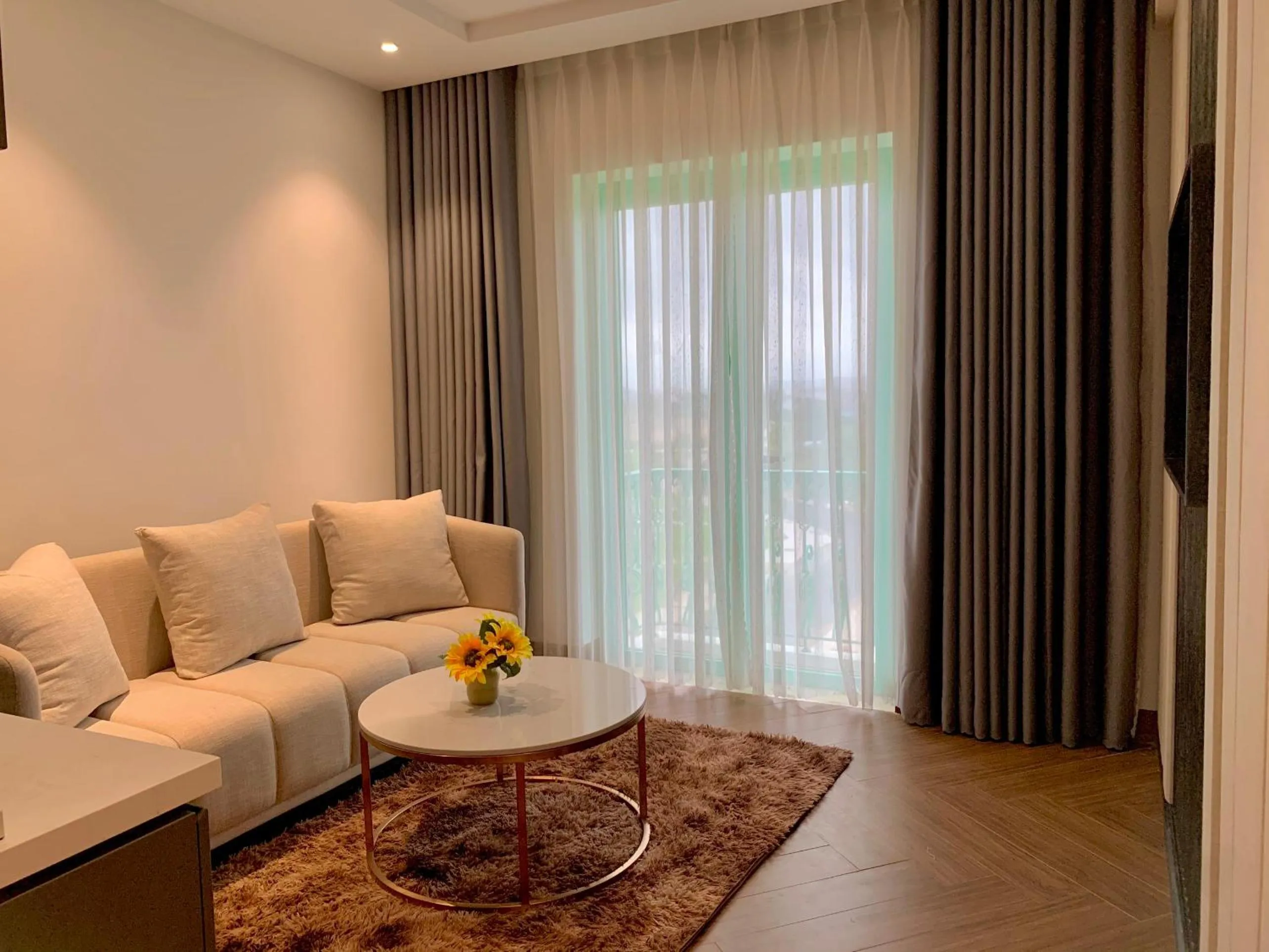 Living room in Sao Charm Sài Gòn Hotel